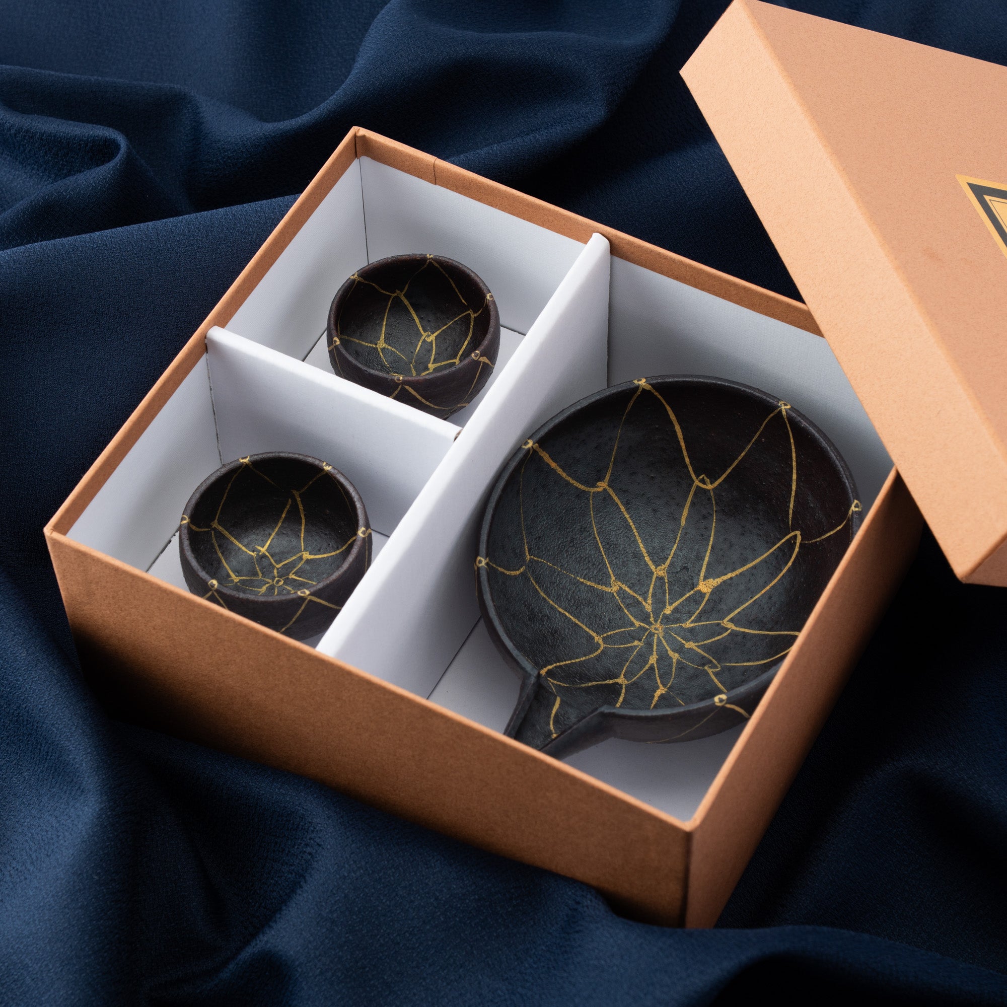 Jarra de sake Kinsai Mesh Design Katakuchi