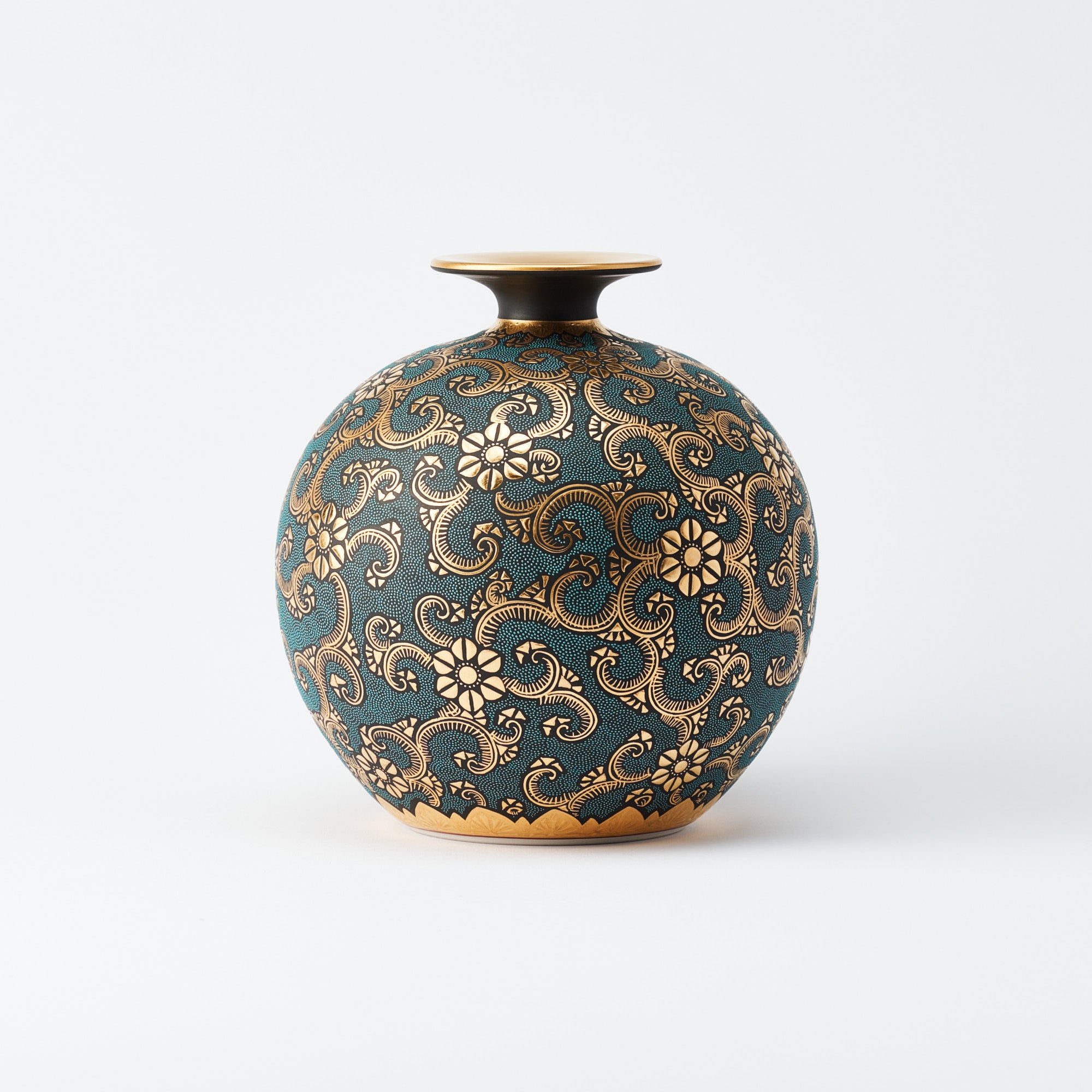 Morikin Clematis Arabesque Aochibu Round Vase
