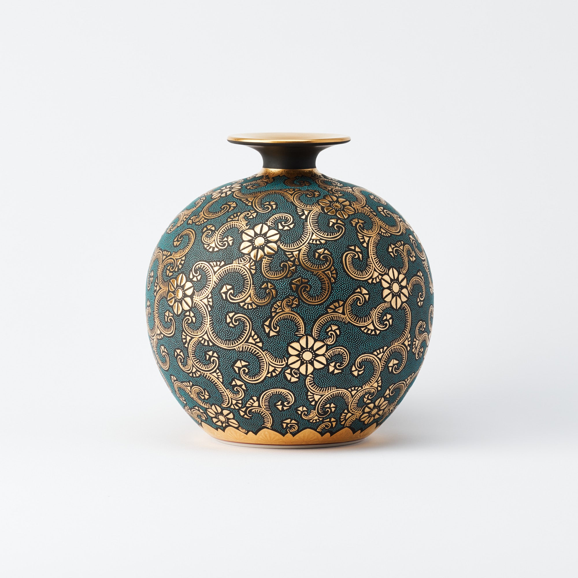 Morikin Clematis Arabesque Aochibu Round Vase