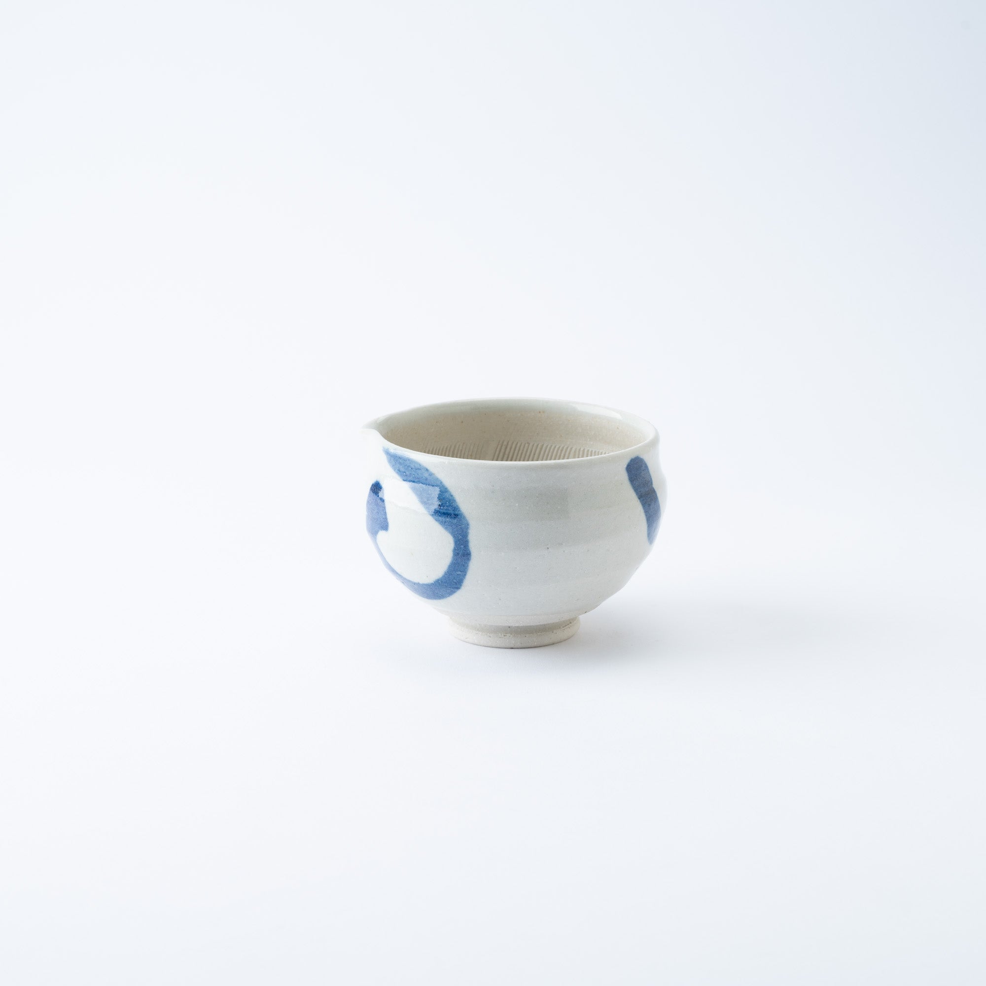 Blue Circle Round Mortar with Spout 4.2 In