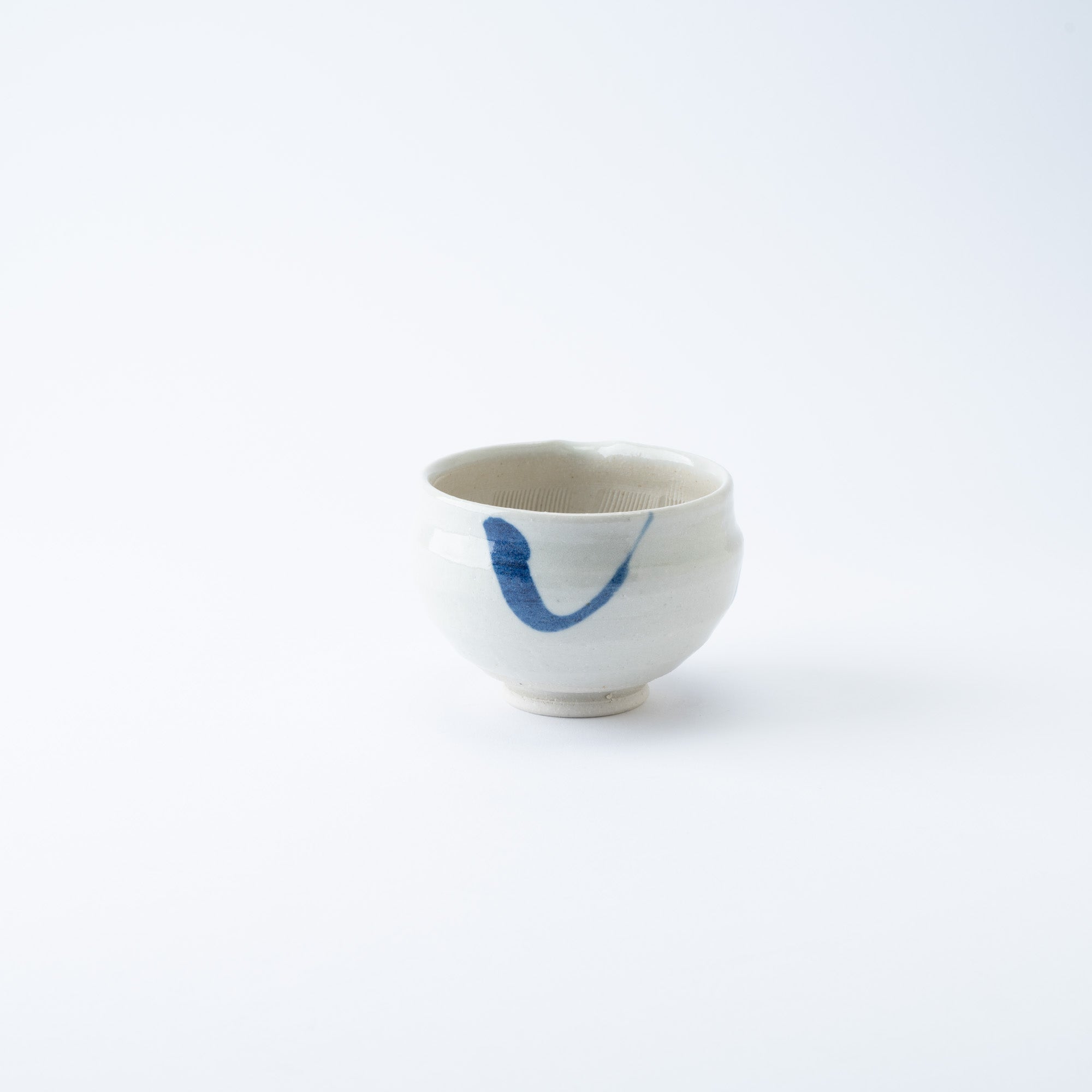 Blue Circle Round Mortar with Spout 4.2 In