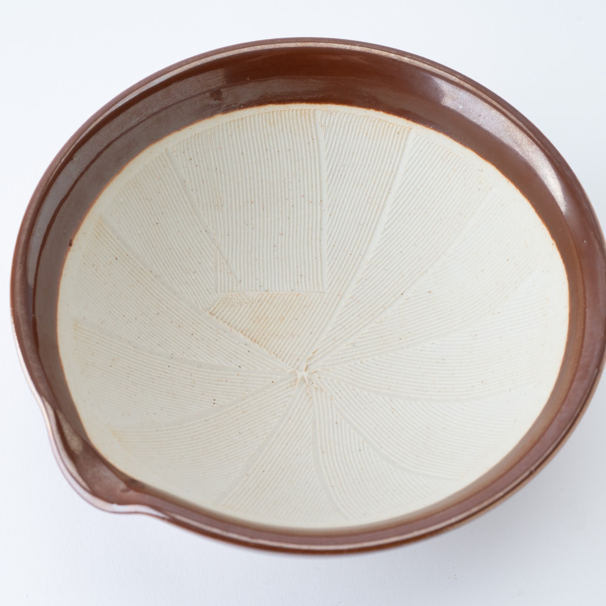 Dark Brown Mortar with Spout 7.1 In