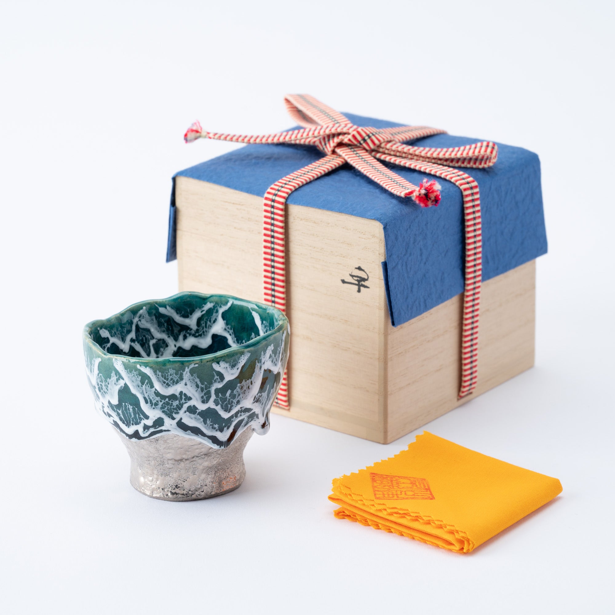 Sazameku Cascade Tall Guinomi Sake Cup