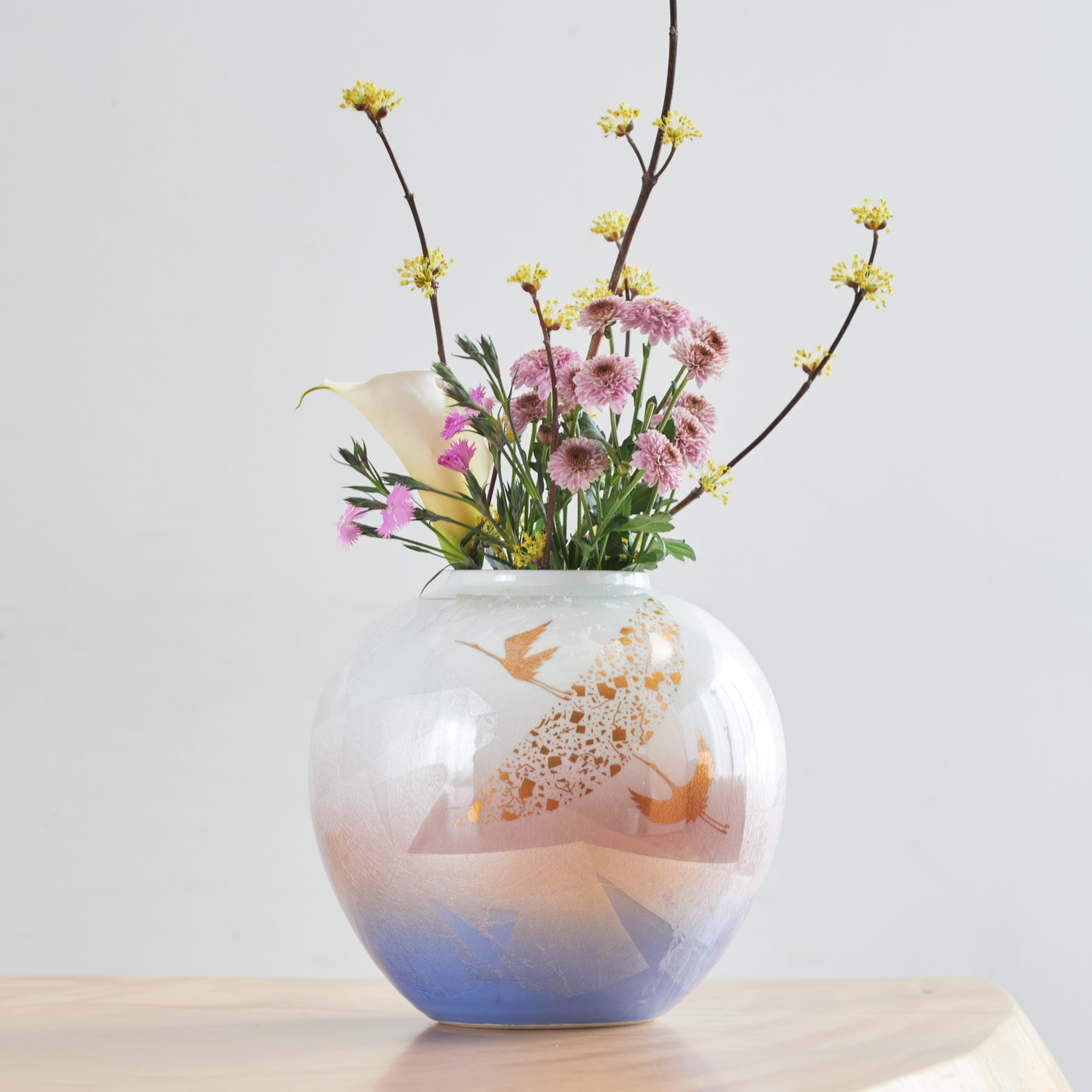 Ginsai Crane Round Japanese Flower Vase 8.1 IN