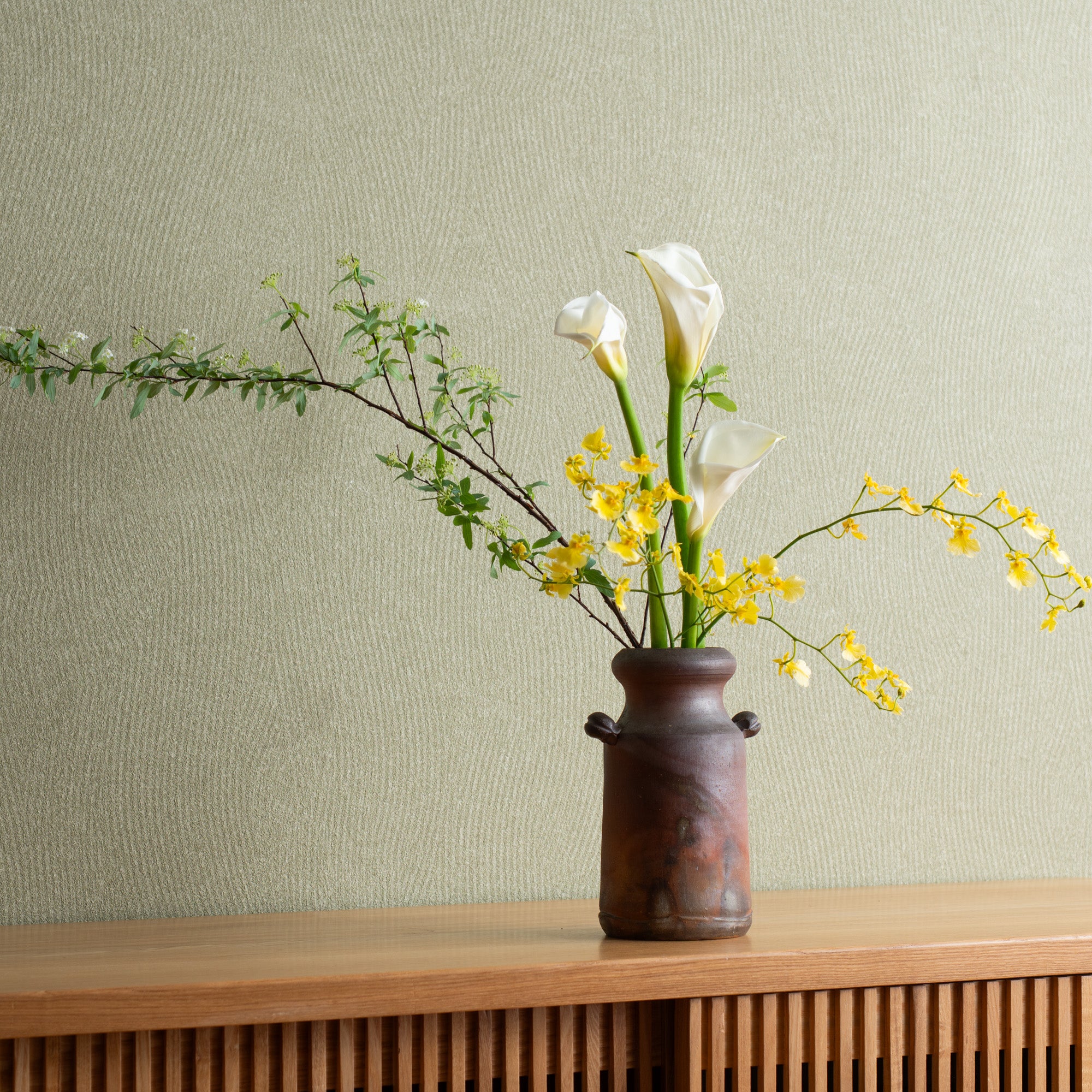 Sangiri-Blumenvase mit Ohren