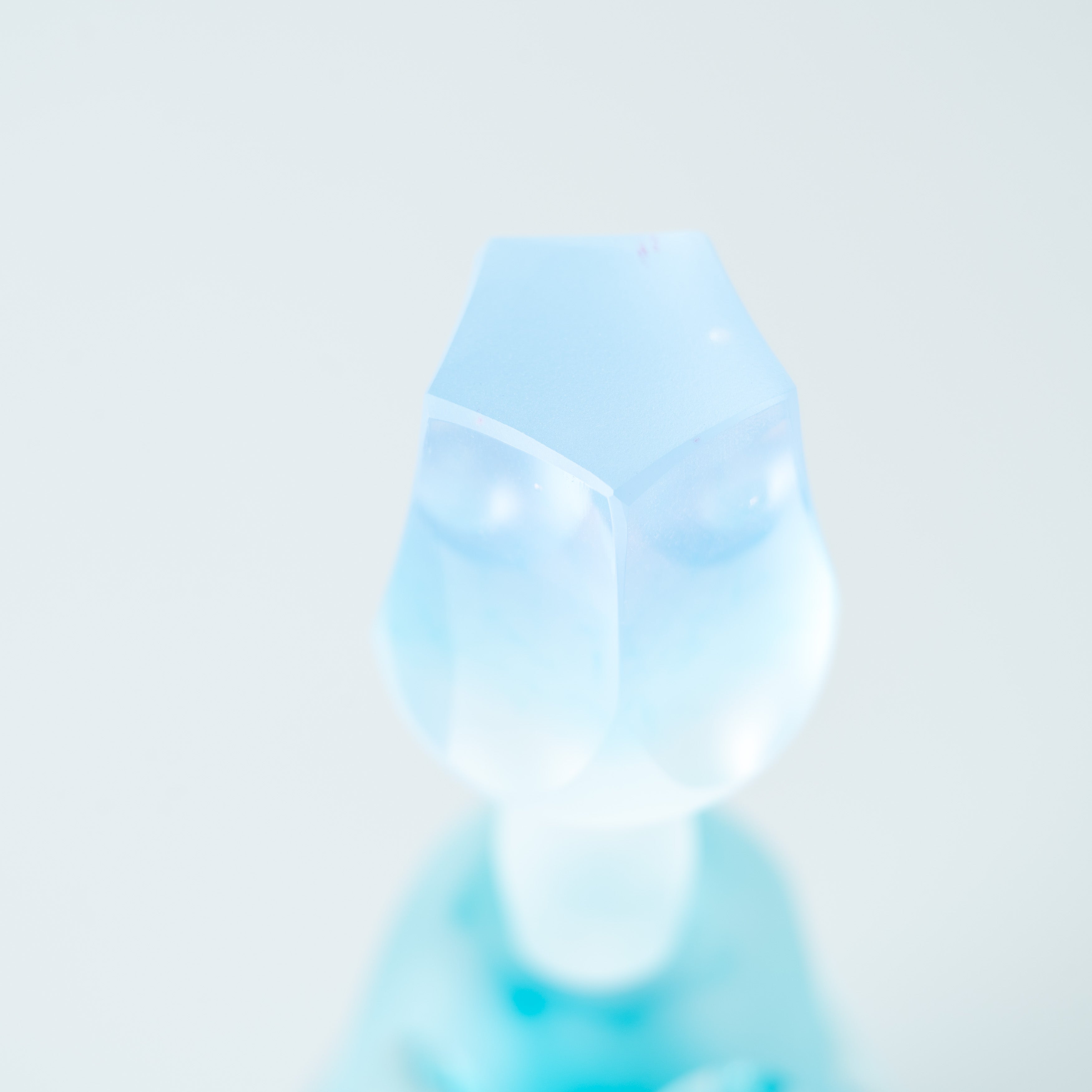 Erinnerungen an die Farben des Himmels Blau Parfümflasche