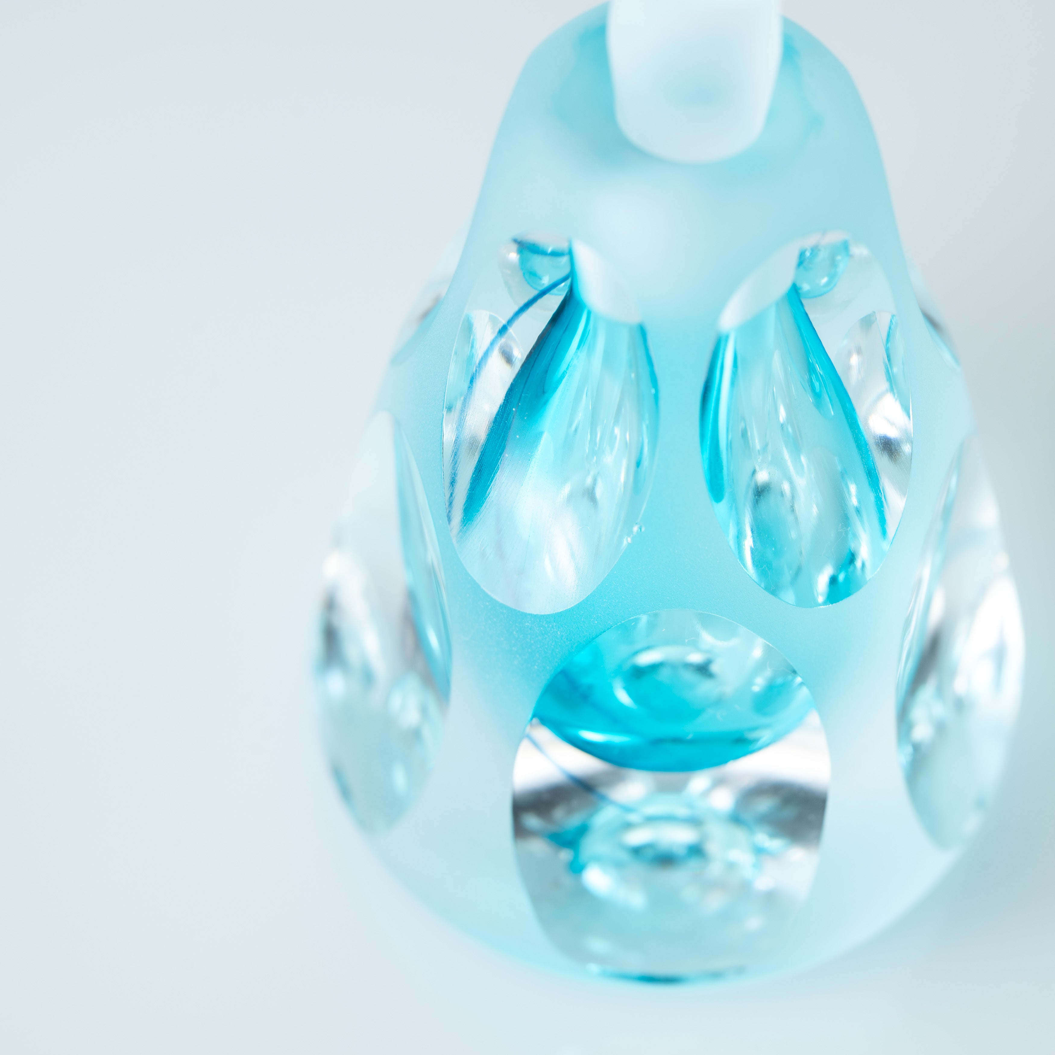 Erinnerungen an die Farben des Himmels Blau Parfümflasche