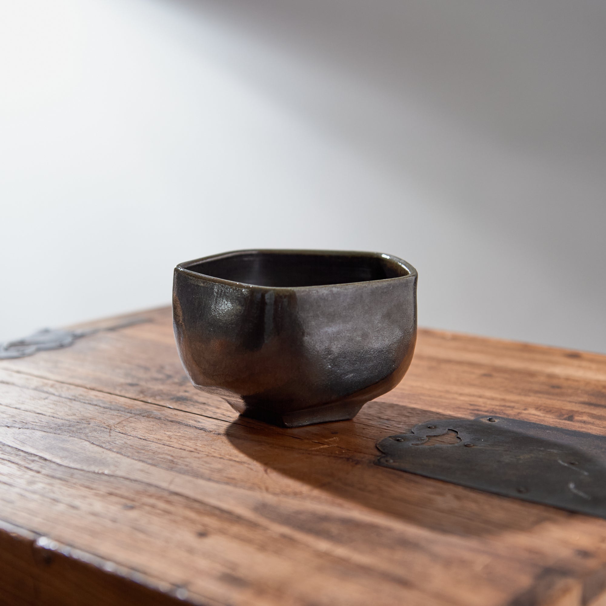 Hikidashi-Guro Five-Sided Matcha Bowl