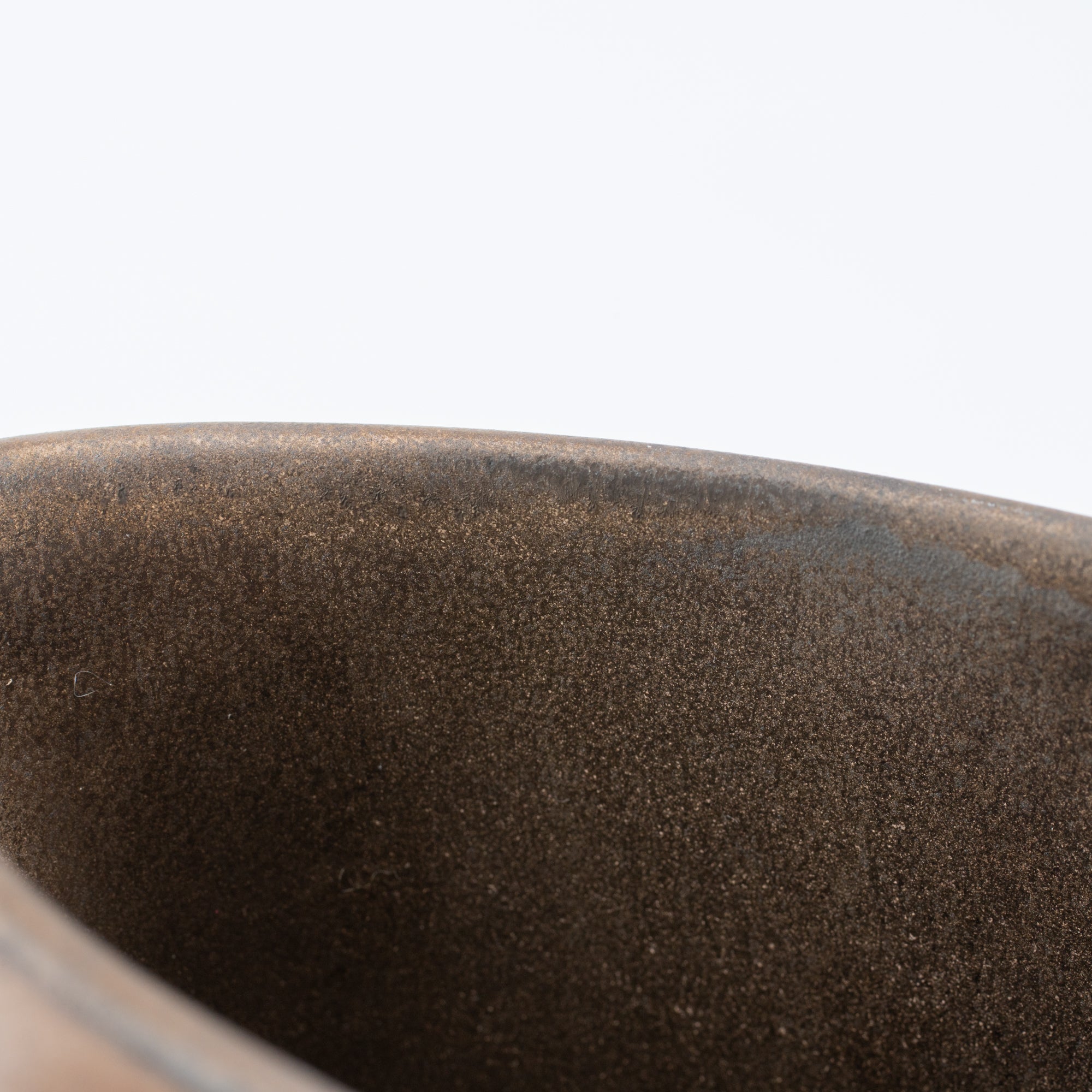 Soporte para salsa y utensilios con glaseado terroso