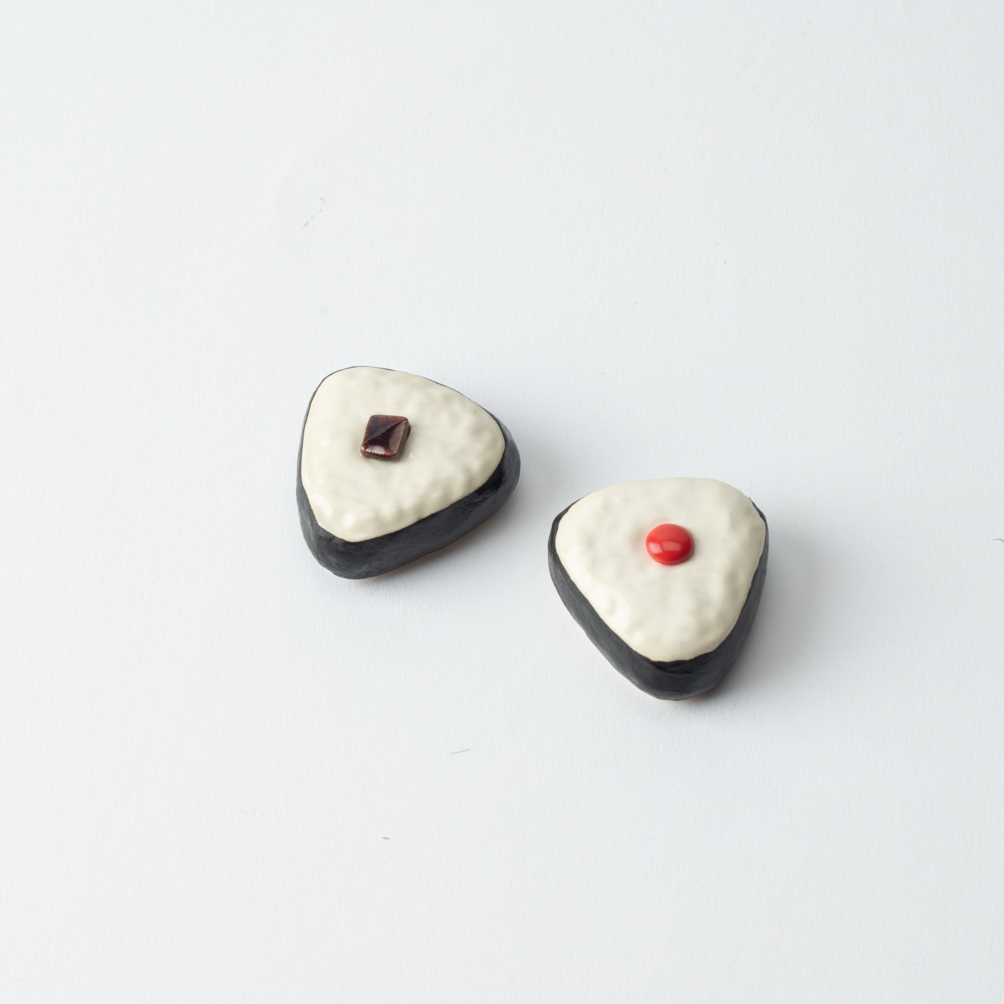 Reposa palillos para onigiri