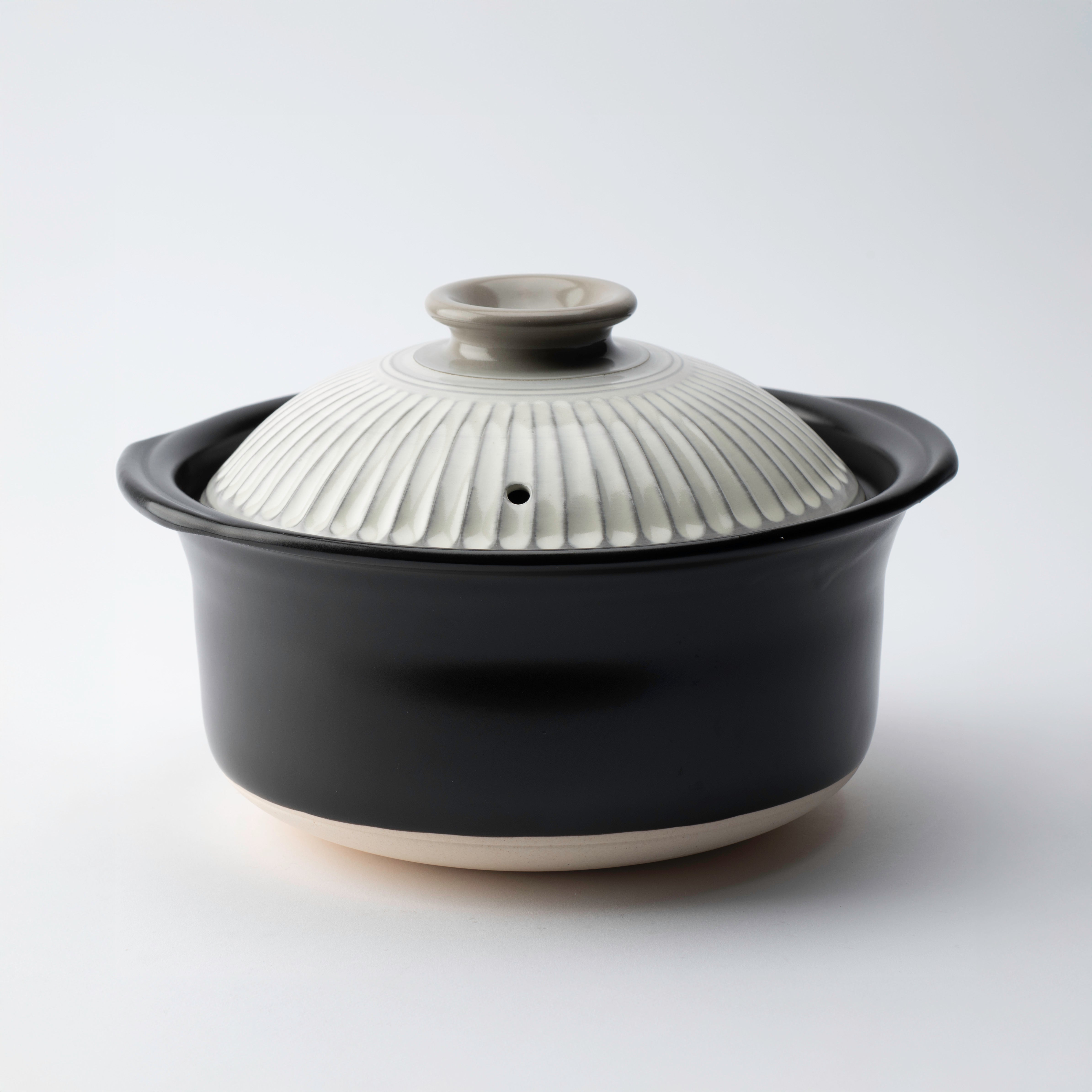 Kikka White Chrysanthemum Donabe Rice Cooker 5 Rice Cooker Cups (5 Gou)