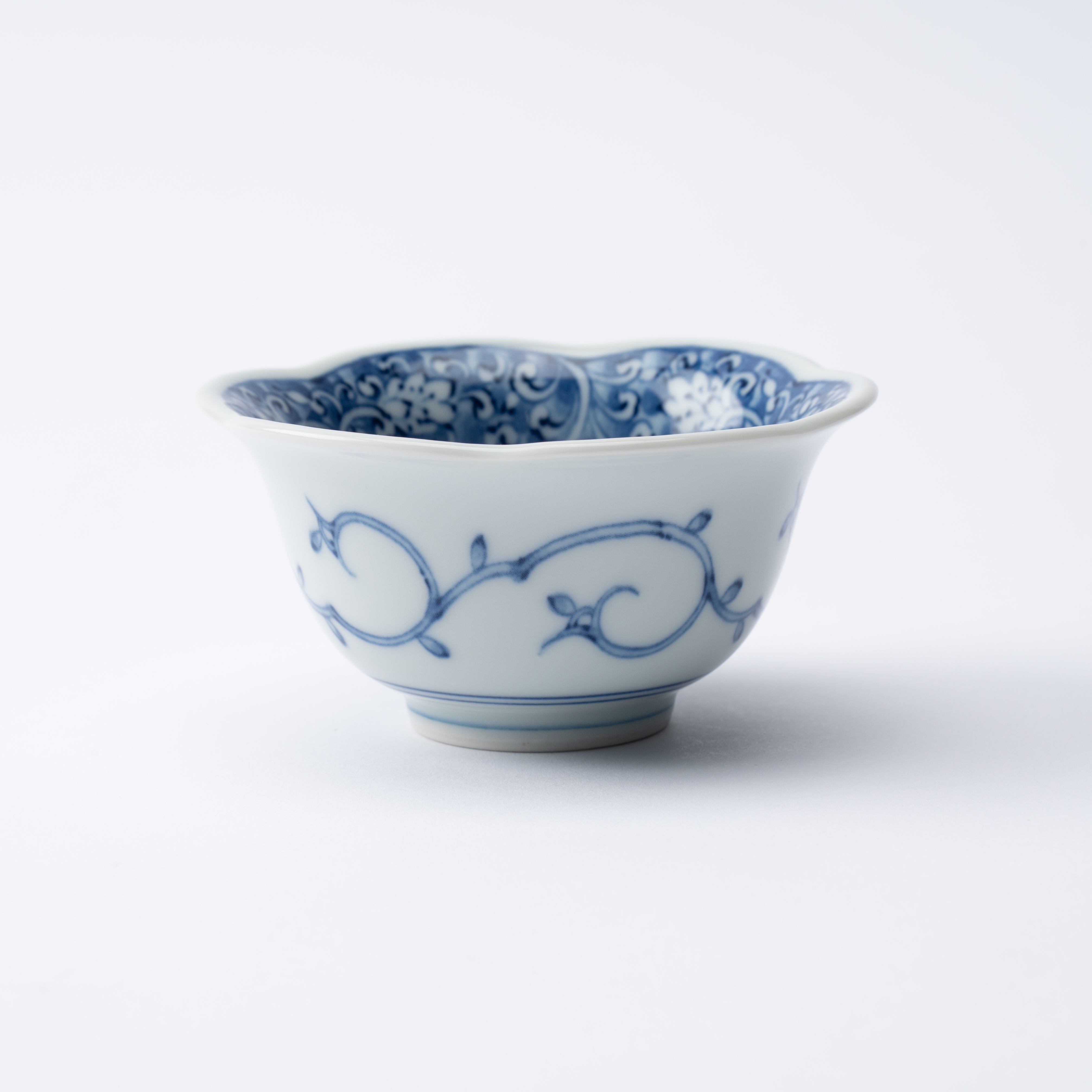 Petaled Rim Abundant Vines Kobachi Small Bowl