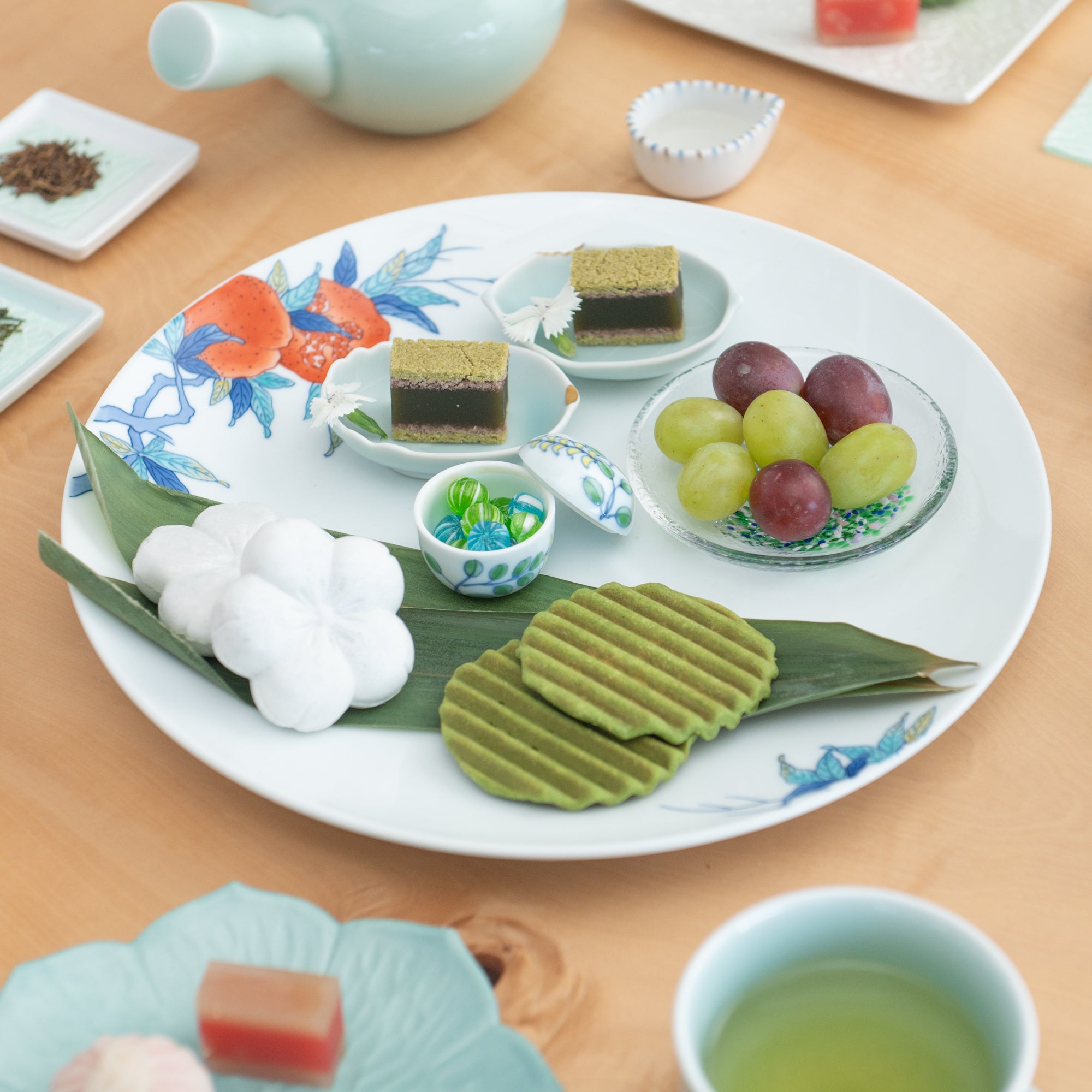 Nabeshima Pomegranate Main Plate