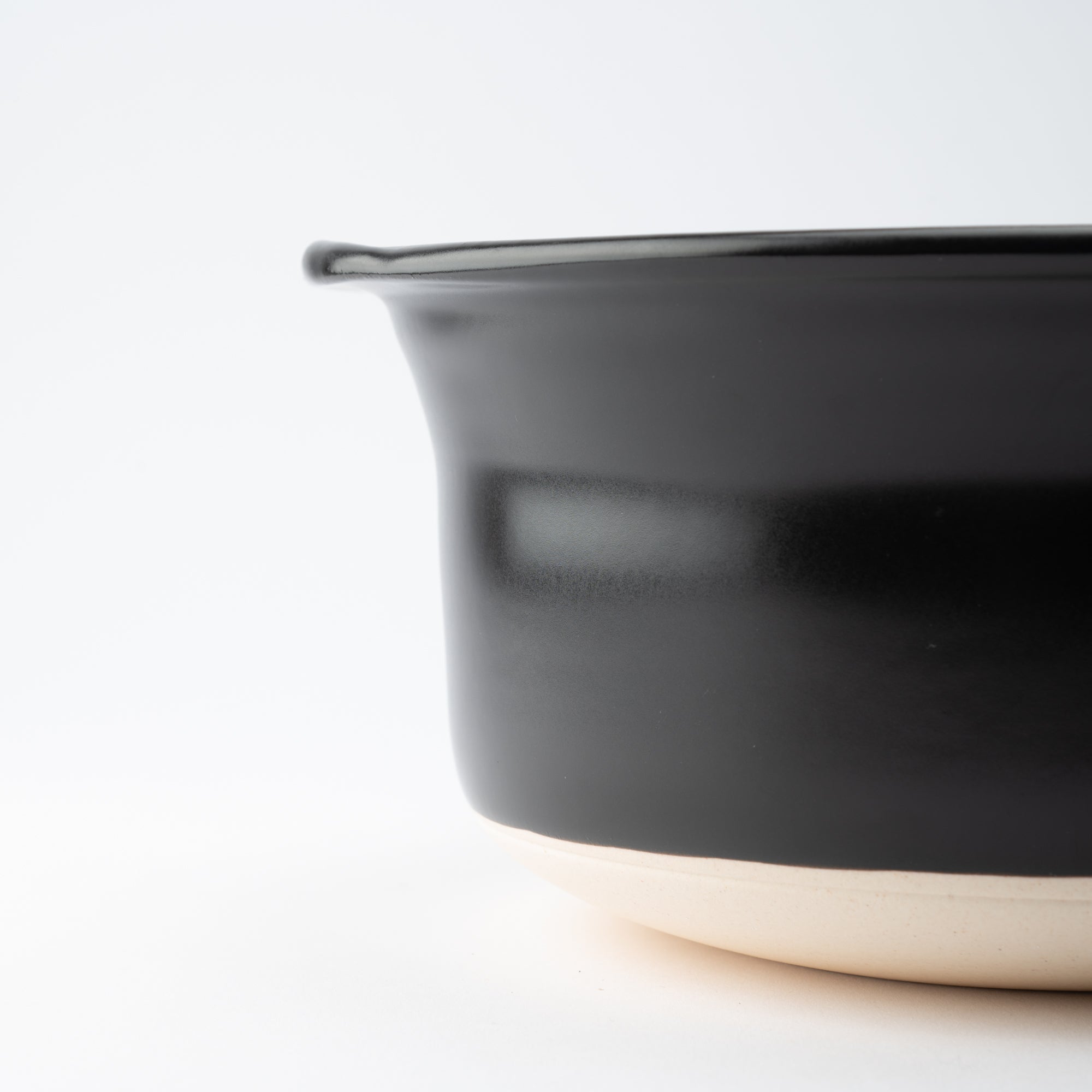 Kikka White Chrysanthemum Donabe Rice Cooker 5 Rice Cooker Cups (5 Gou)