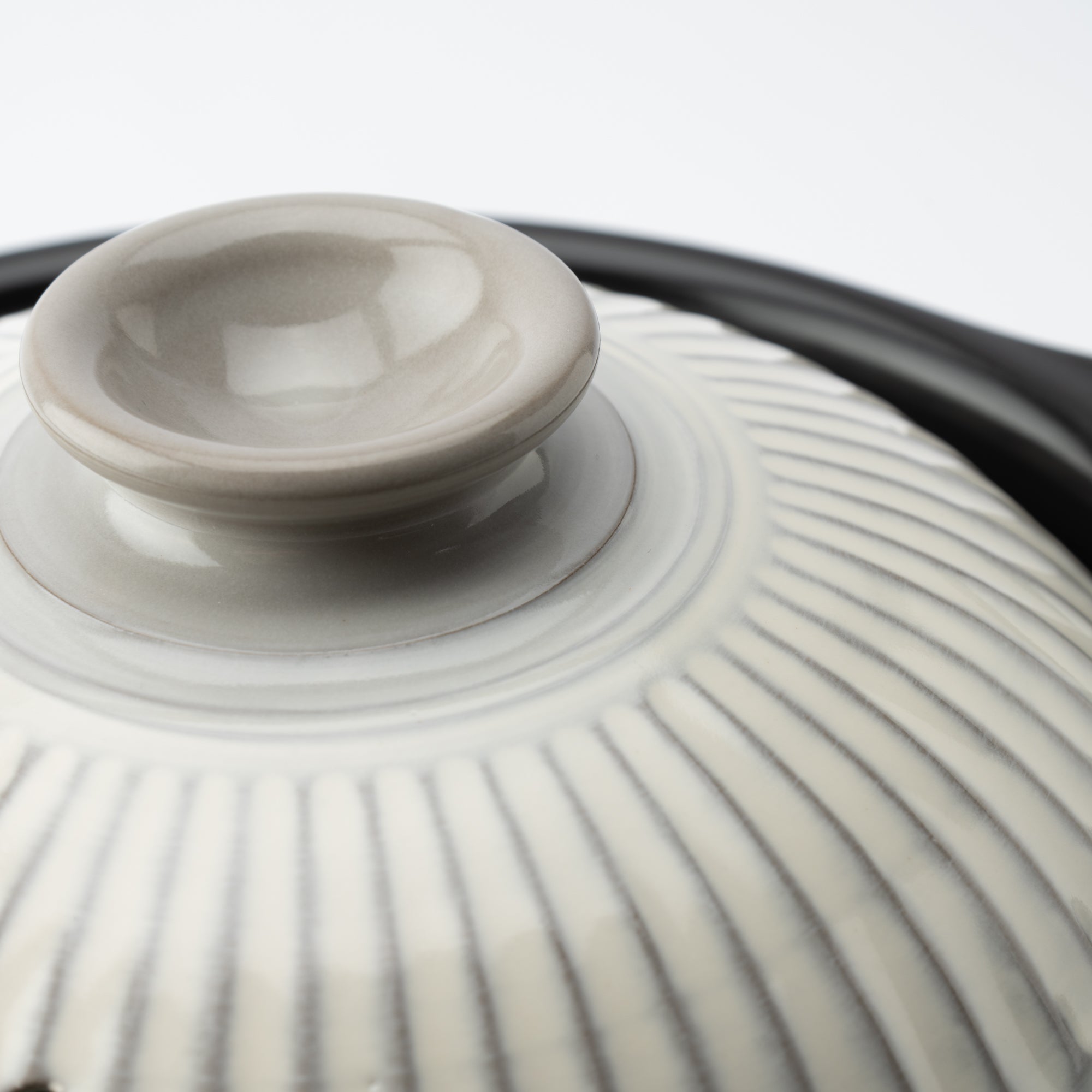 Kikka White Chrysanthemum Donabe Rice Cooker 3 Rice Cooker Cups (3 Gou)