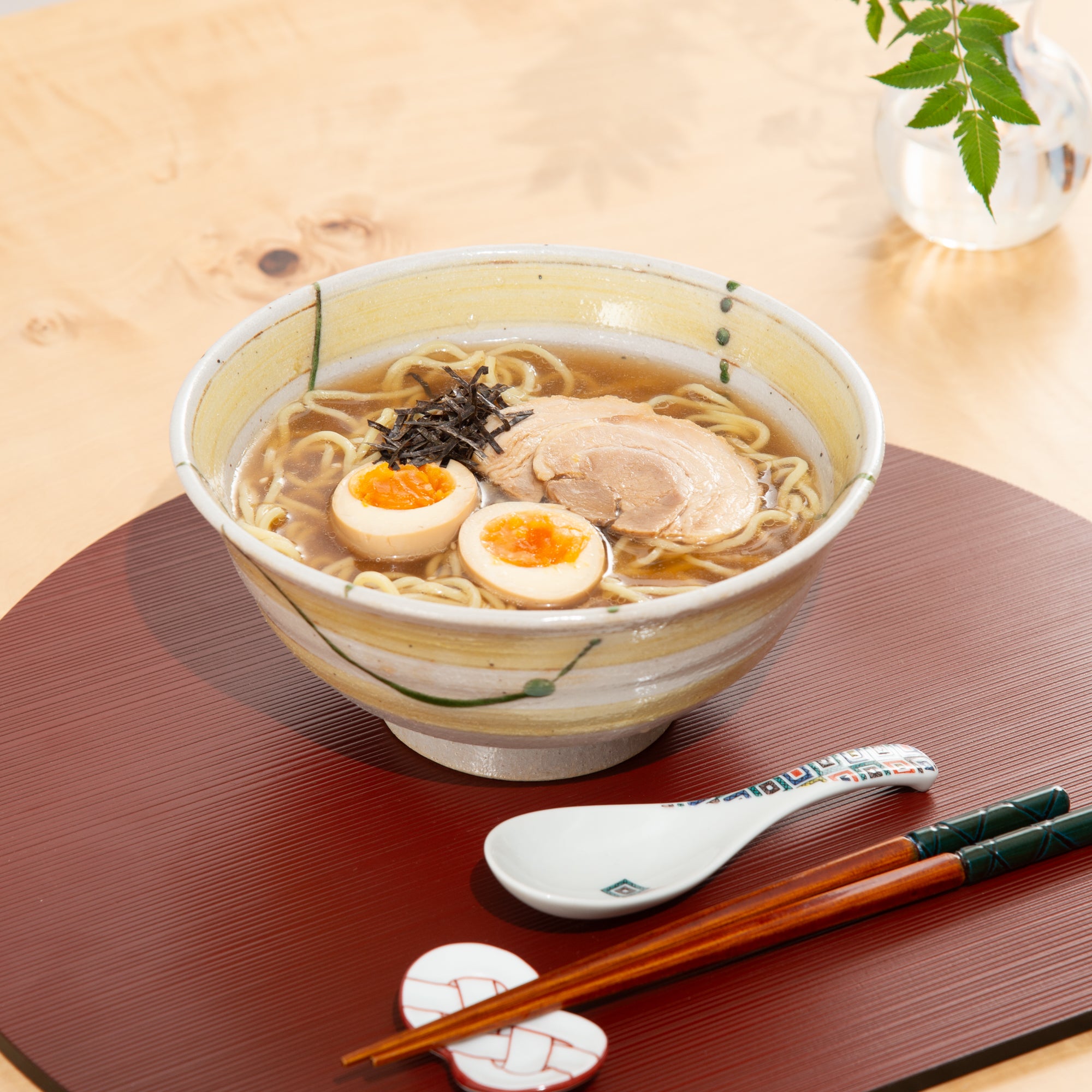 Tazón de ramen de rayas giratorias de 7,7 pulgadas