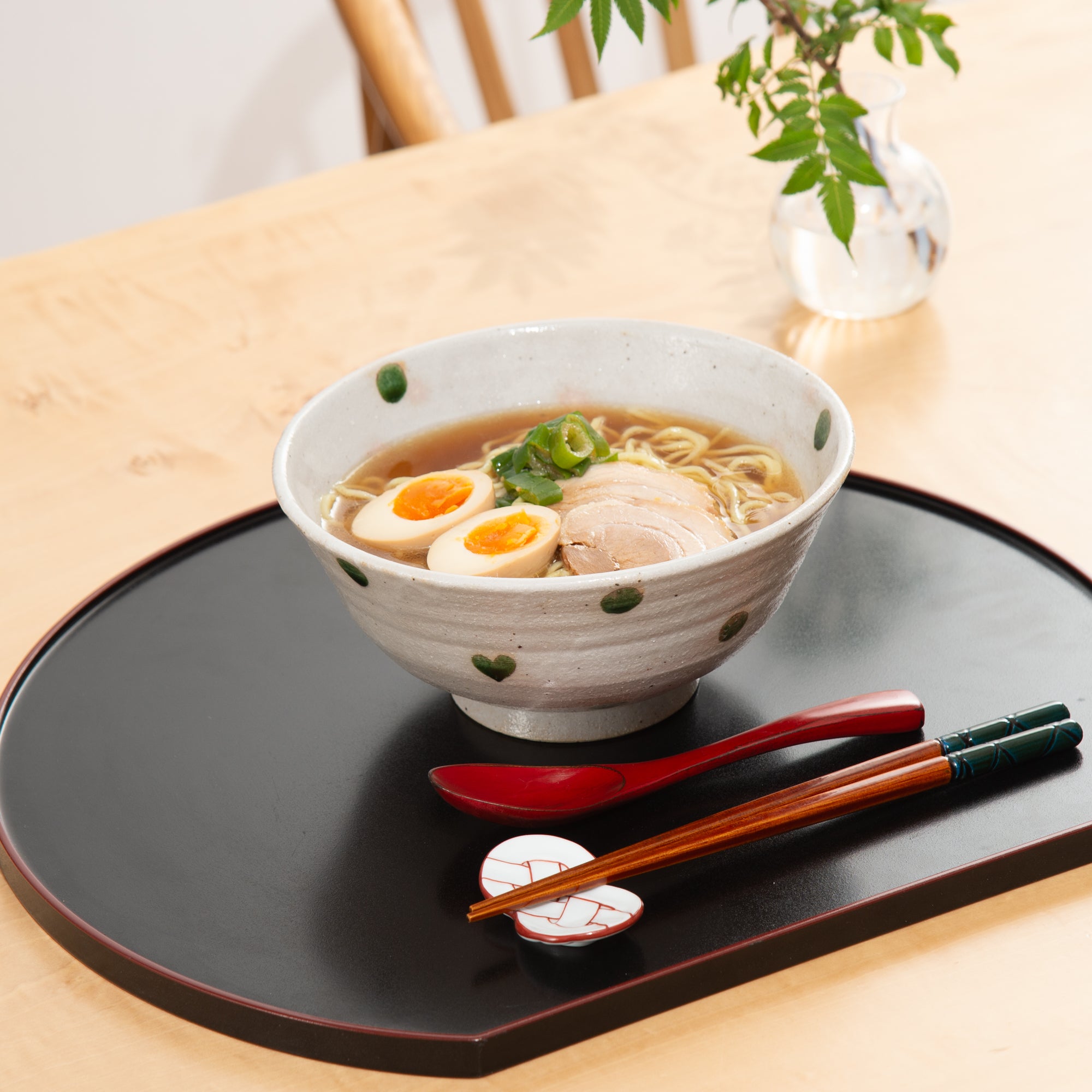 Tazón de ramen con estampado de lunares verdes de 7,7 pulgadas