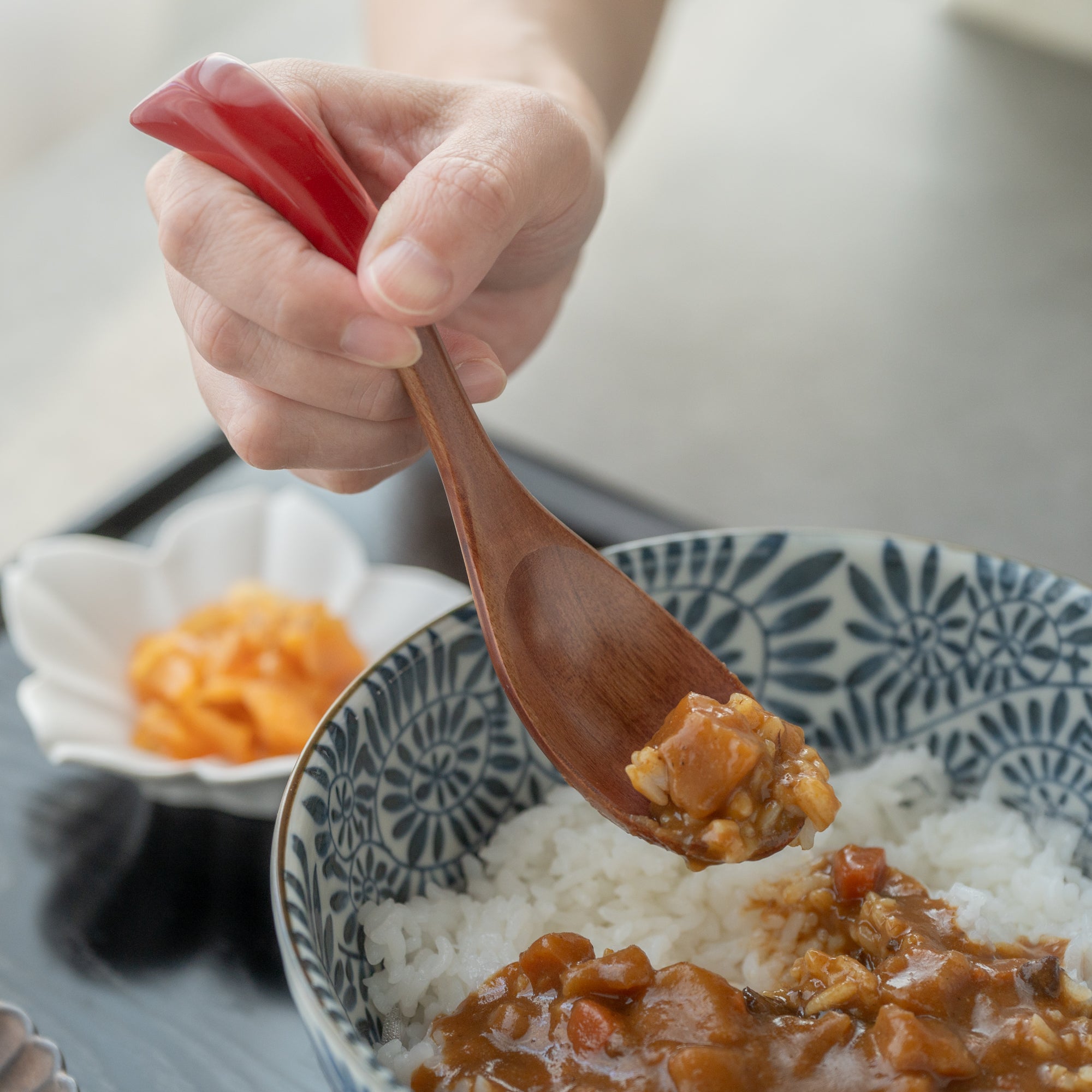 Curved Lacquered-Handle Ramen Spoon