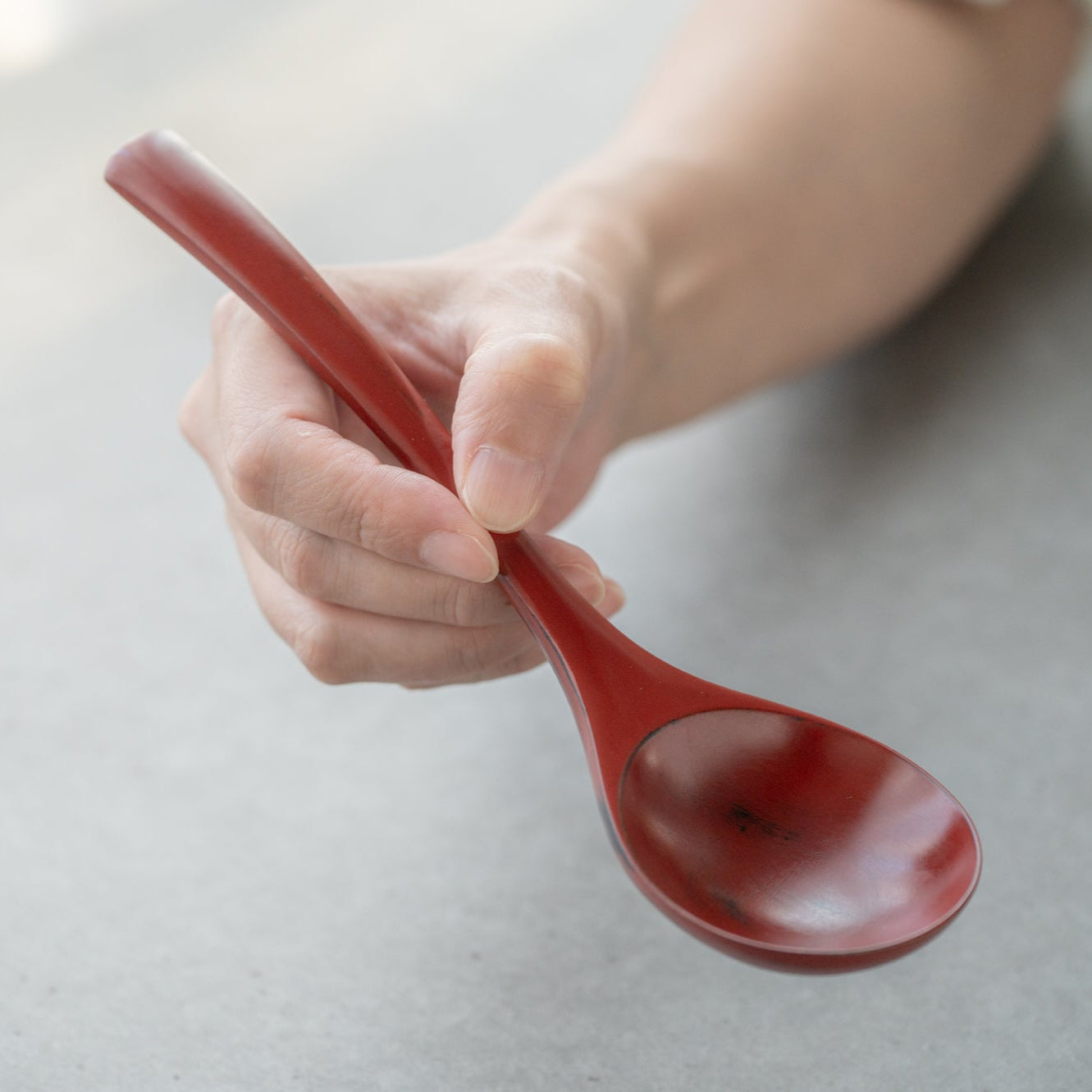 Round Lacquered Ramen Spoon