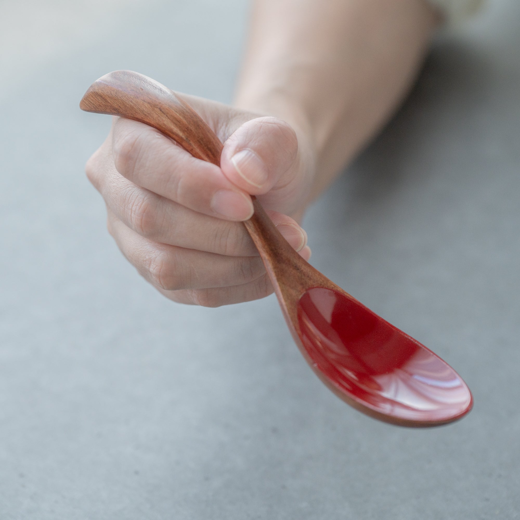 Curved Lacquered-Bowl Ramen Spoon