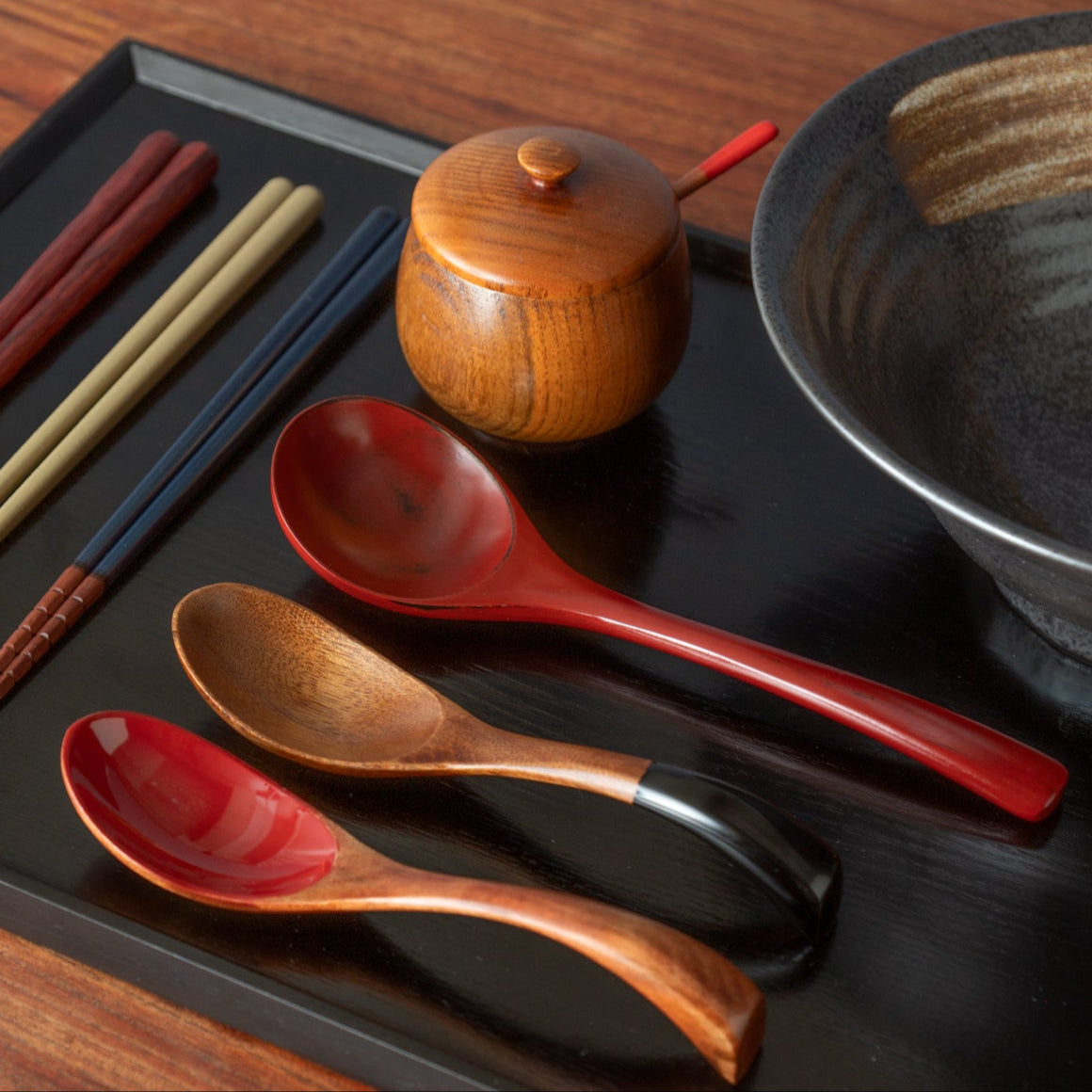 Round Lacquered Ramen Spoon