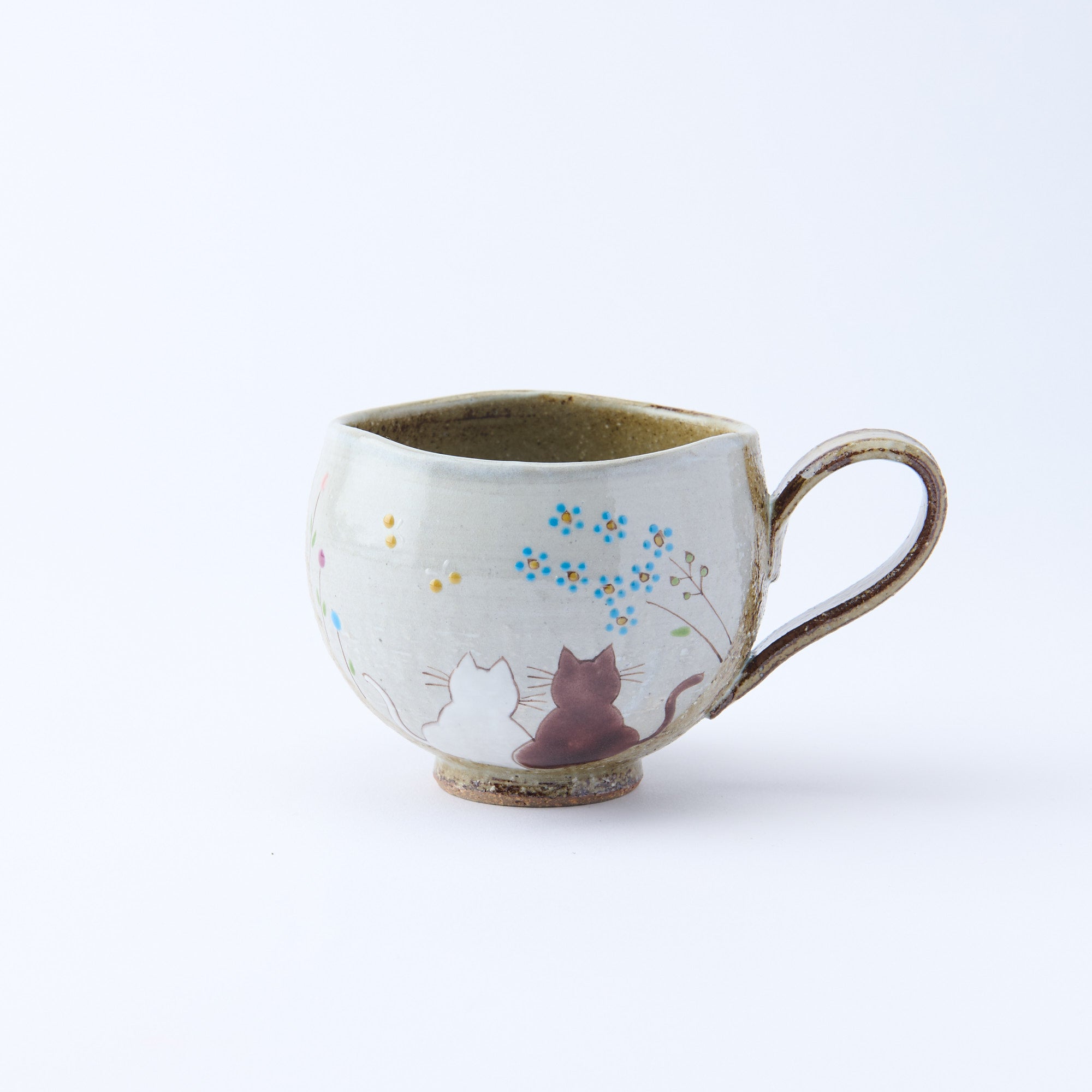 Animals in Sunny Spot Round Mug