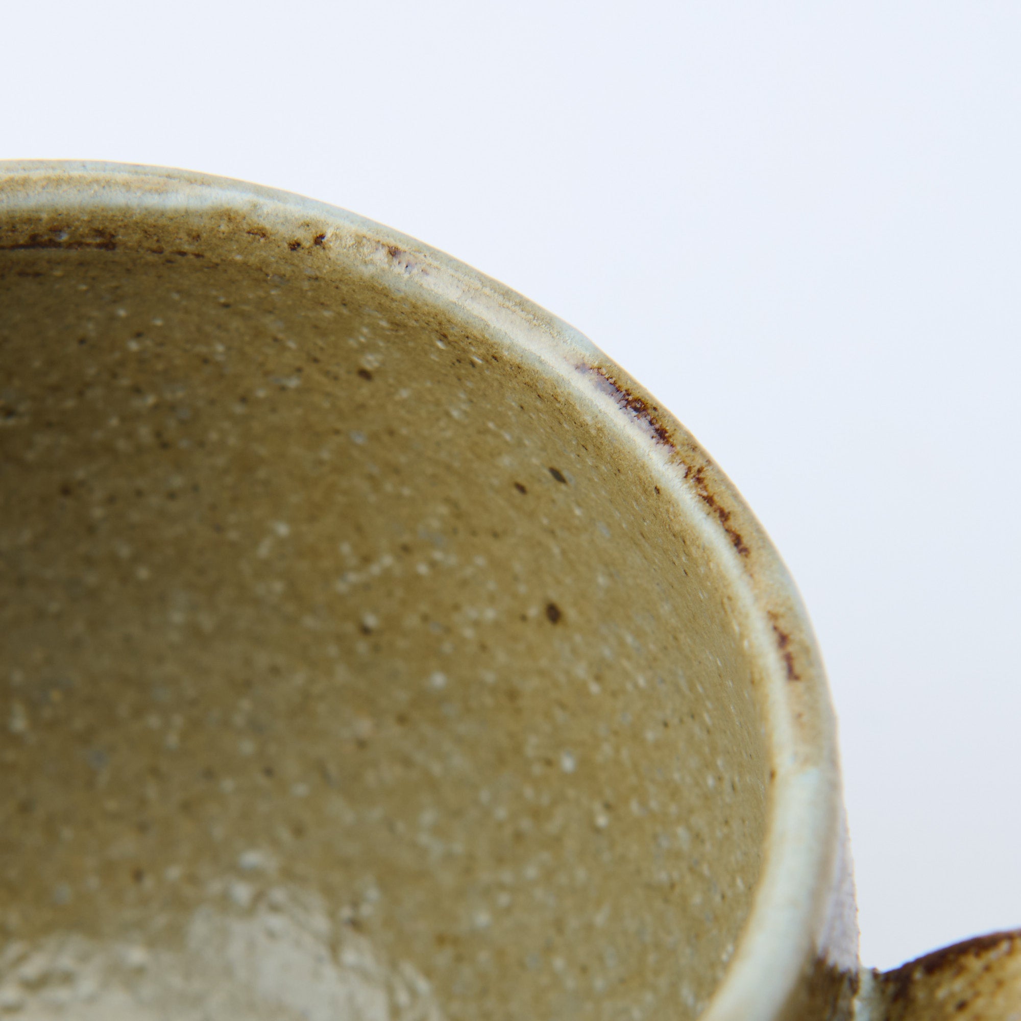 Animals in Sunny Spot Round Mug