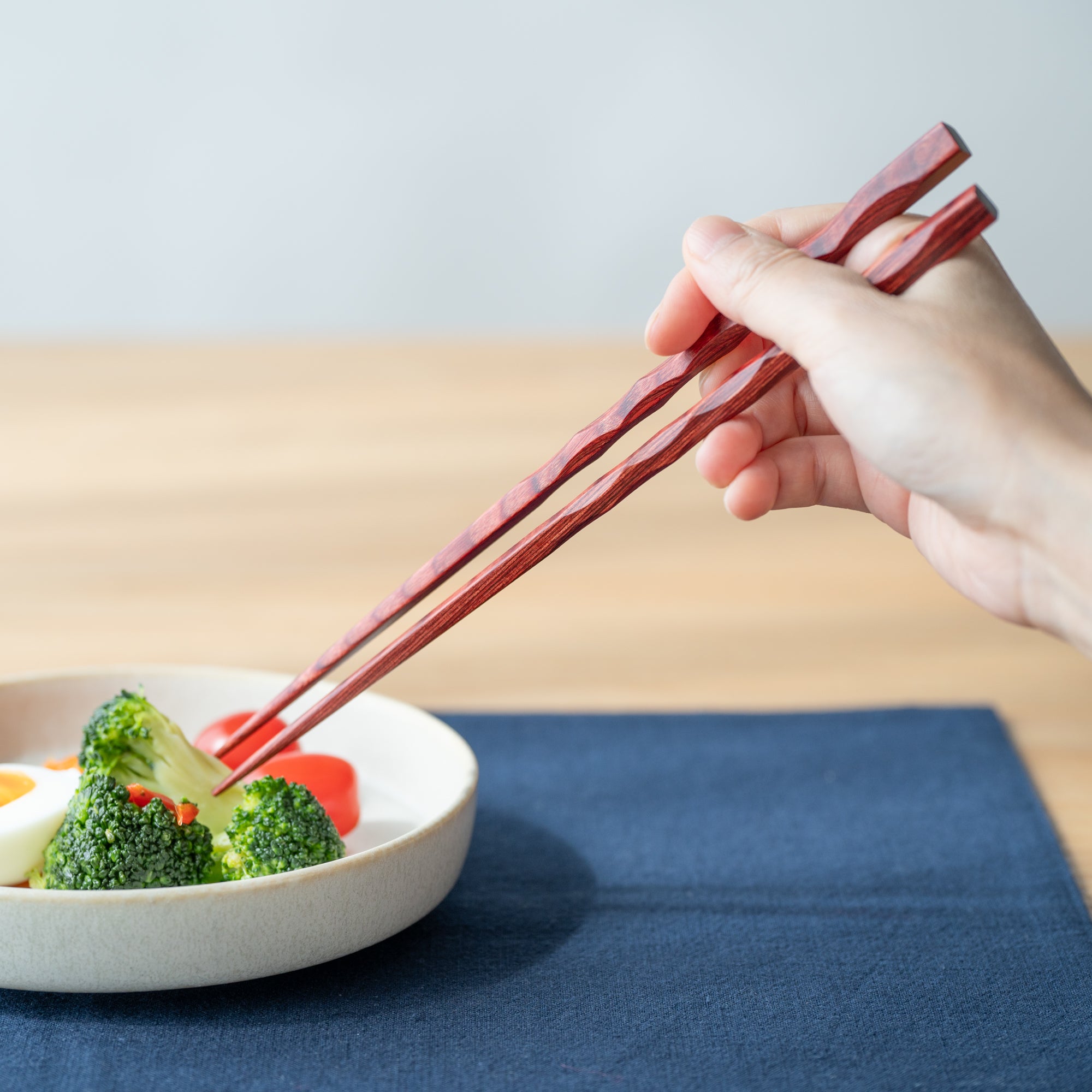 Wavy Grip Wood Grain Chopsticks