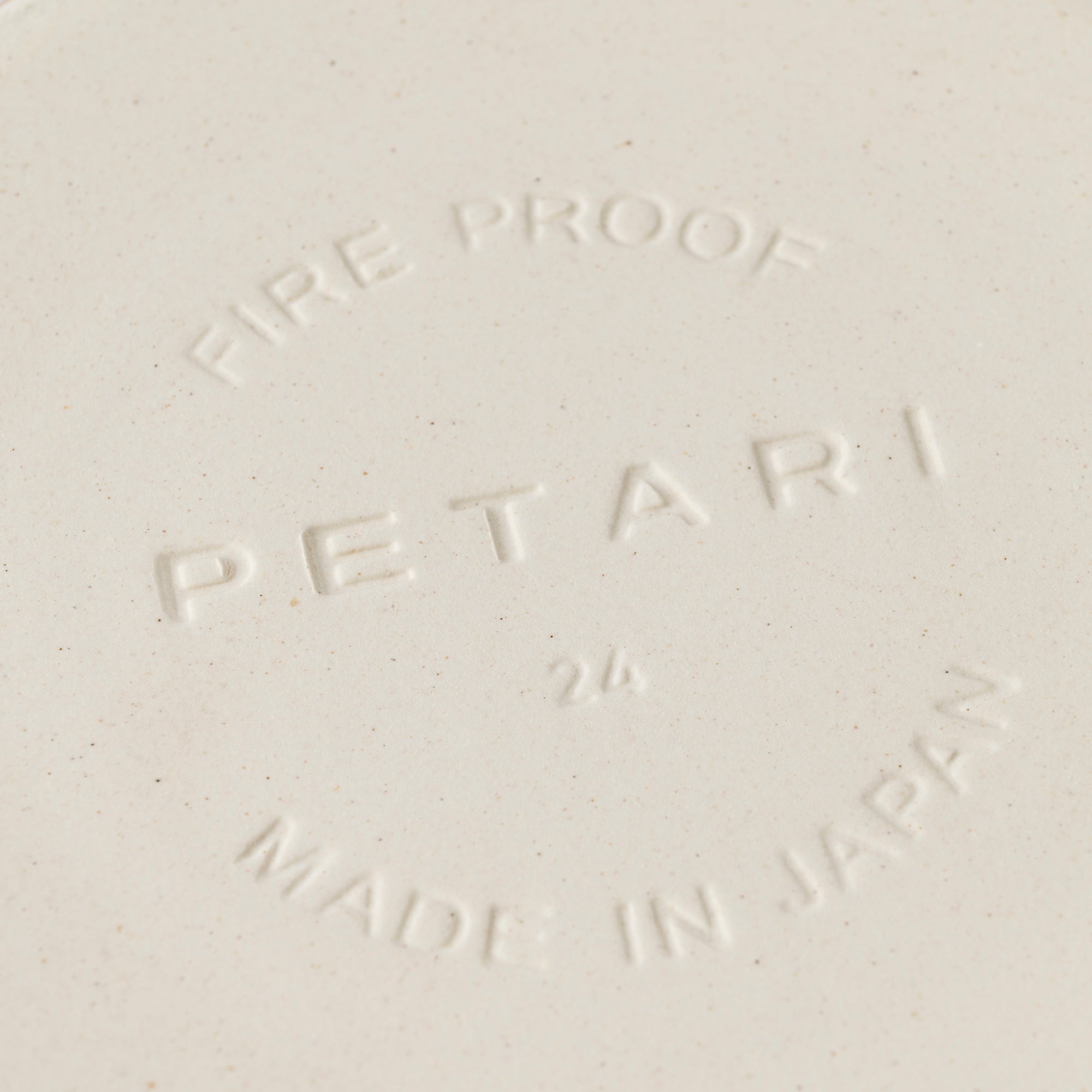 PETARI Shallow Donabe Pot 9.4 IN