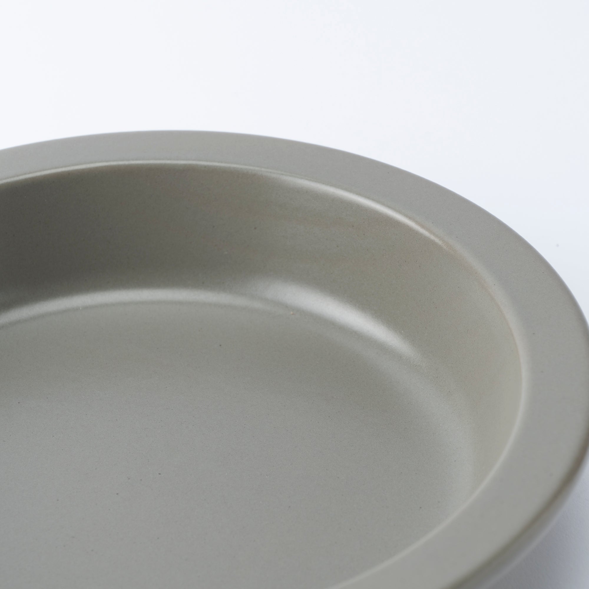 PETARI Shallow Donabe Pot 9.4 IN