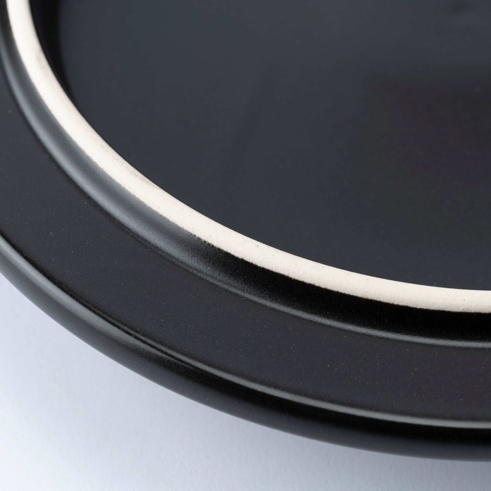 PETARI Shallow Donabe Pot 9.4 IN