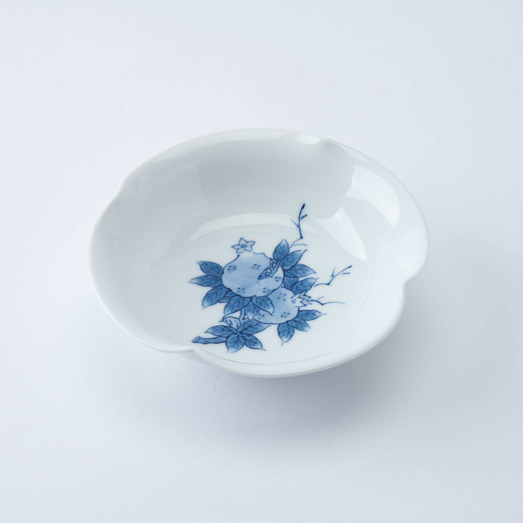 Tazón pequeño de kobachi de granada