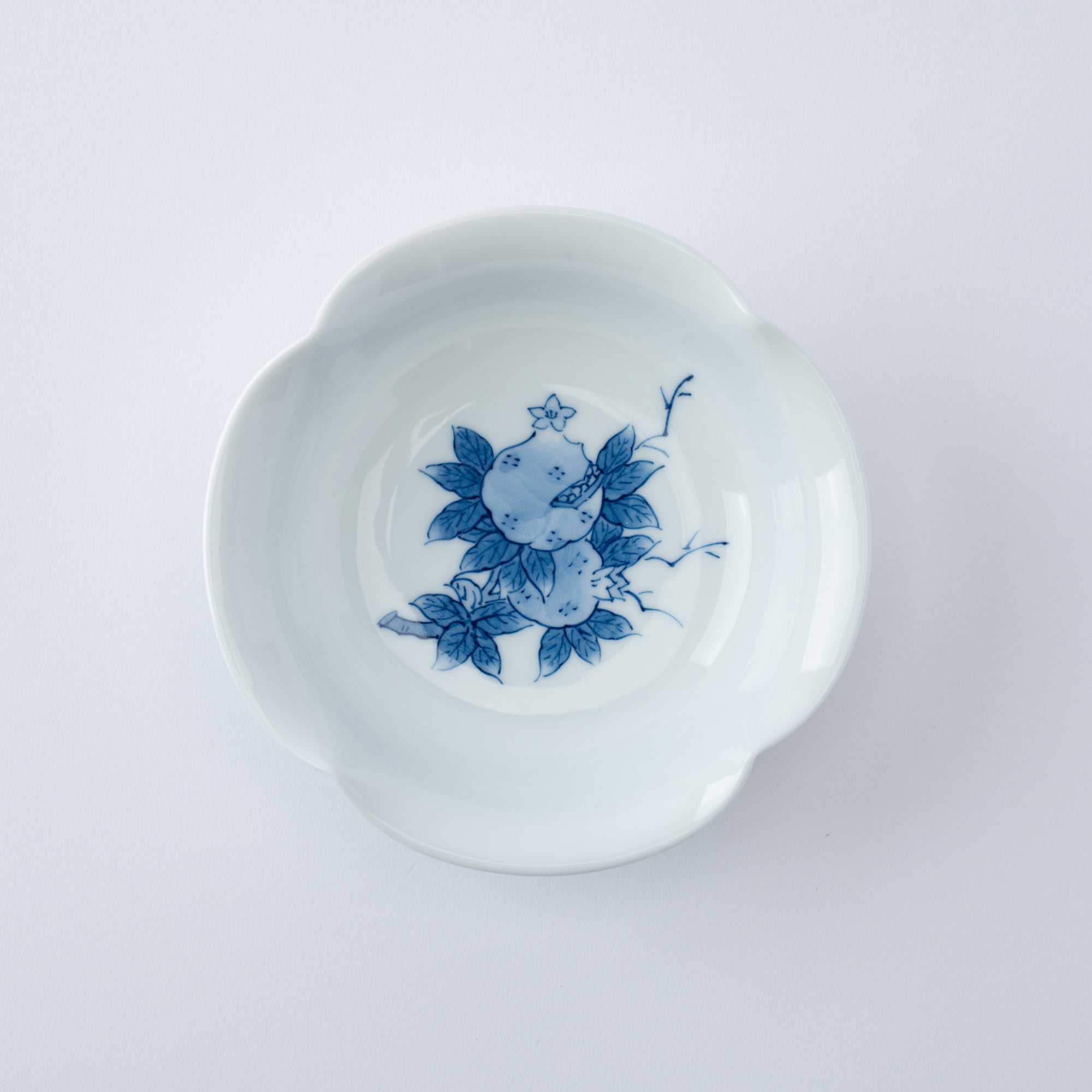 Tazón pequeño de kobachi de granada