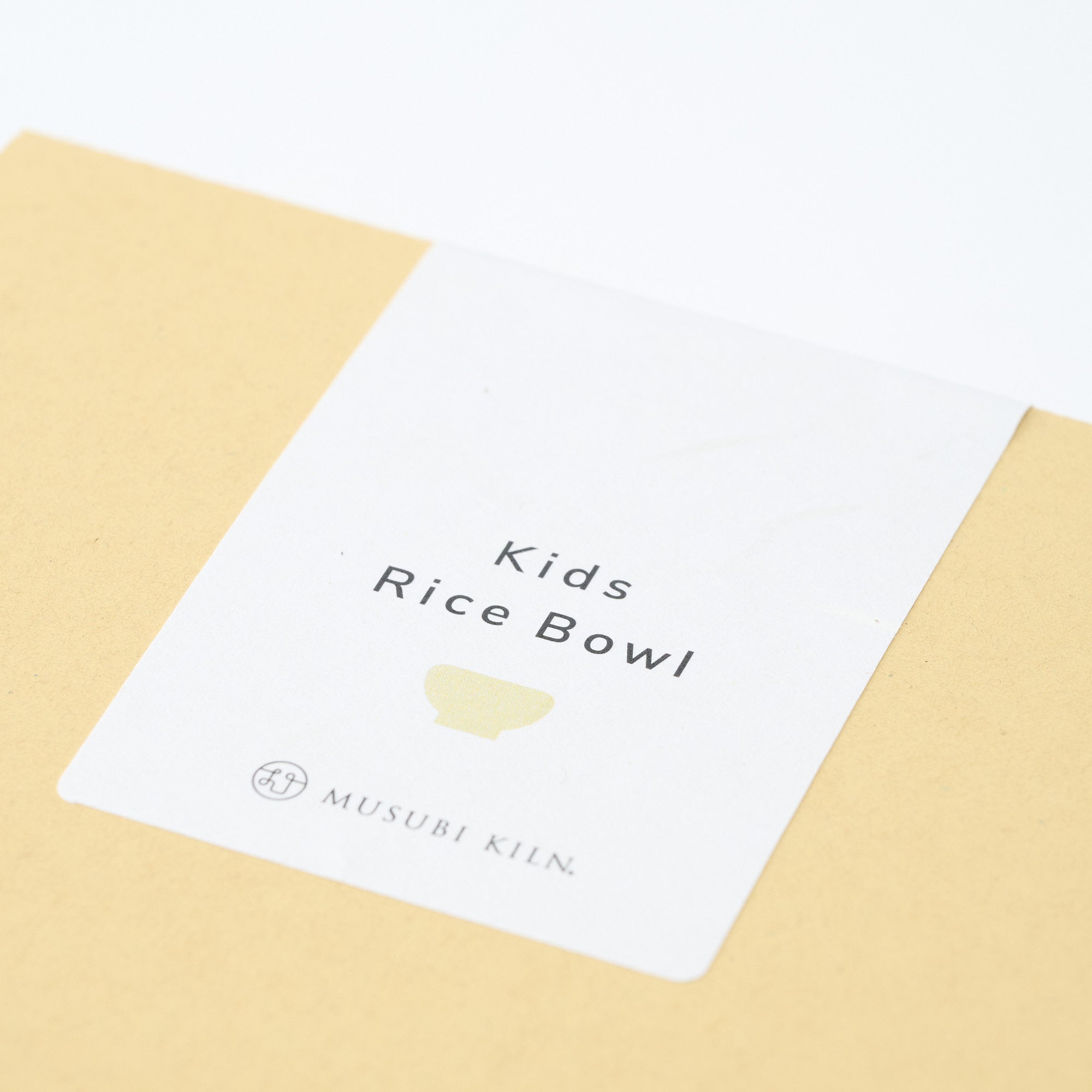 Rim-Peeking Animals Designed Japanese Rice Bowl