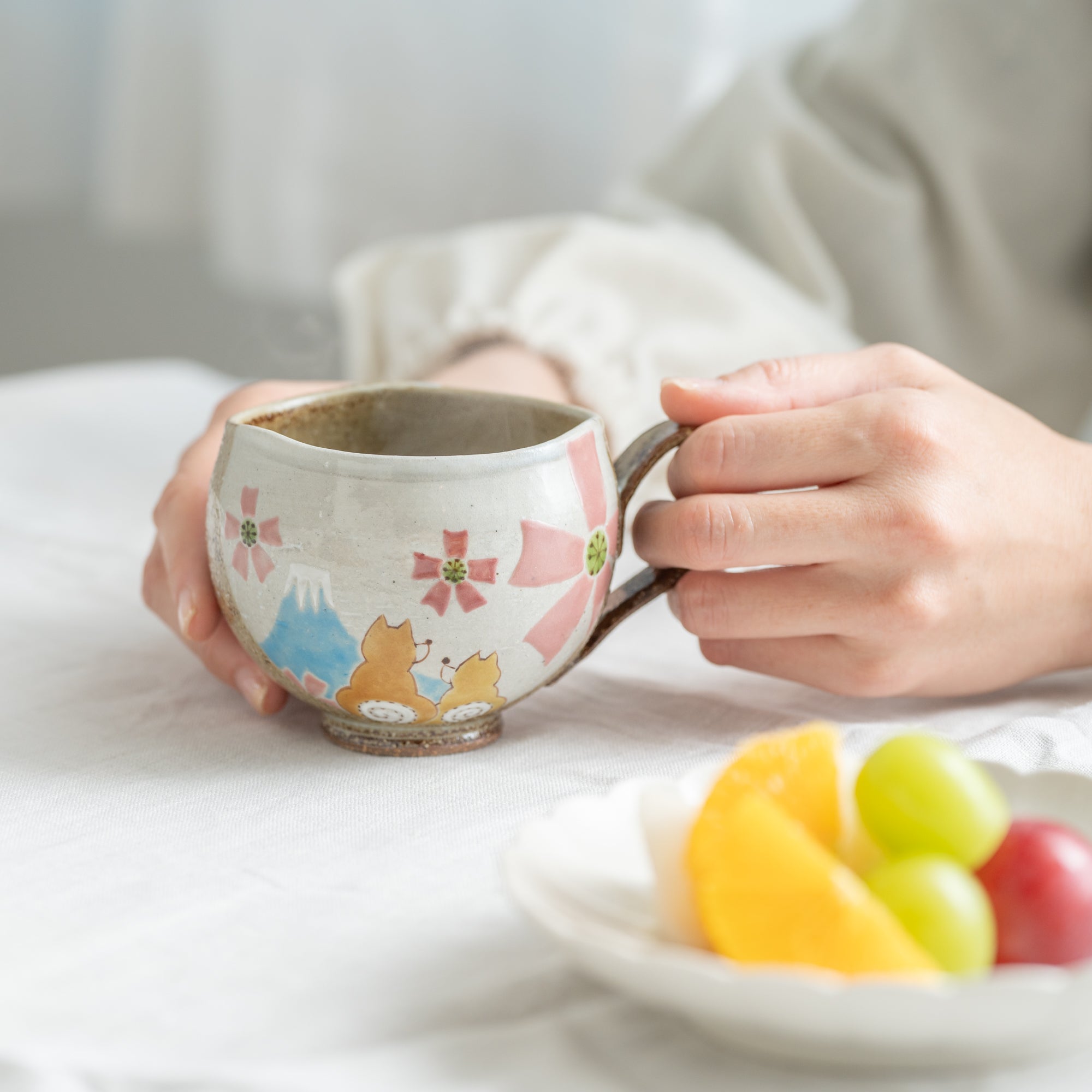 Animals in Sunny Spot Round Mug