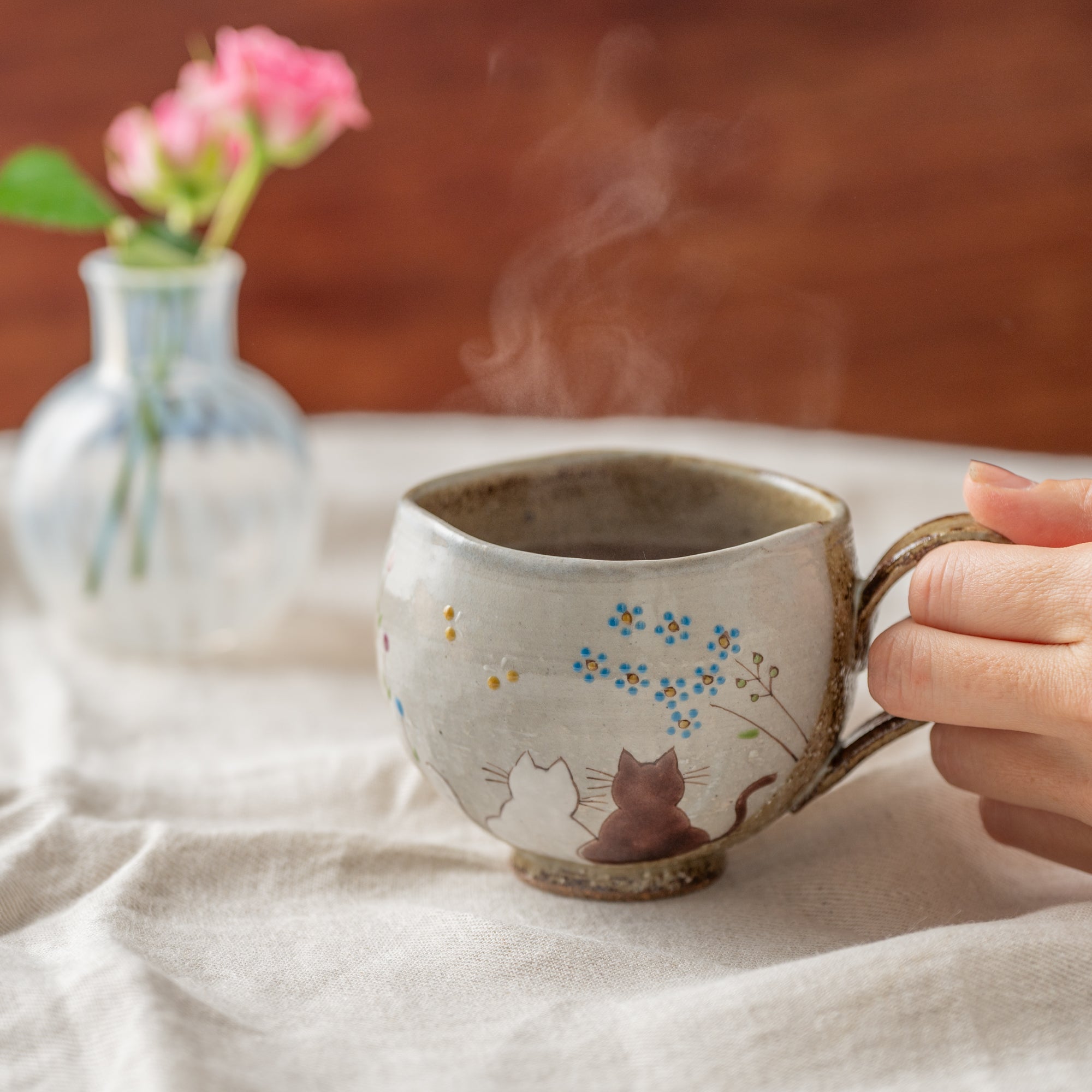 Animals in Sunny Spot Round Mug