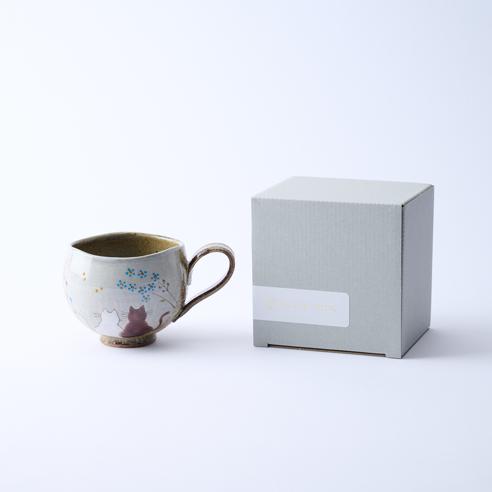 Animals in Sunny Spot Round Mug