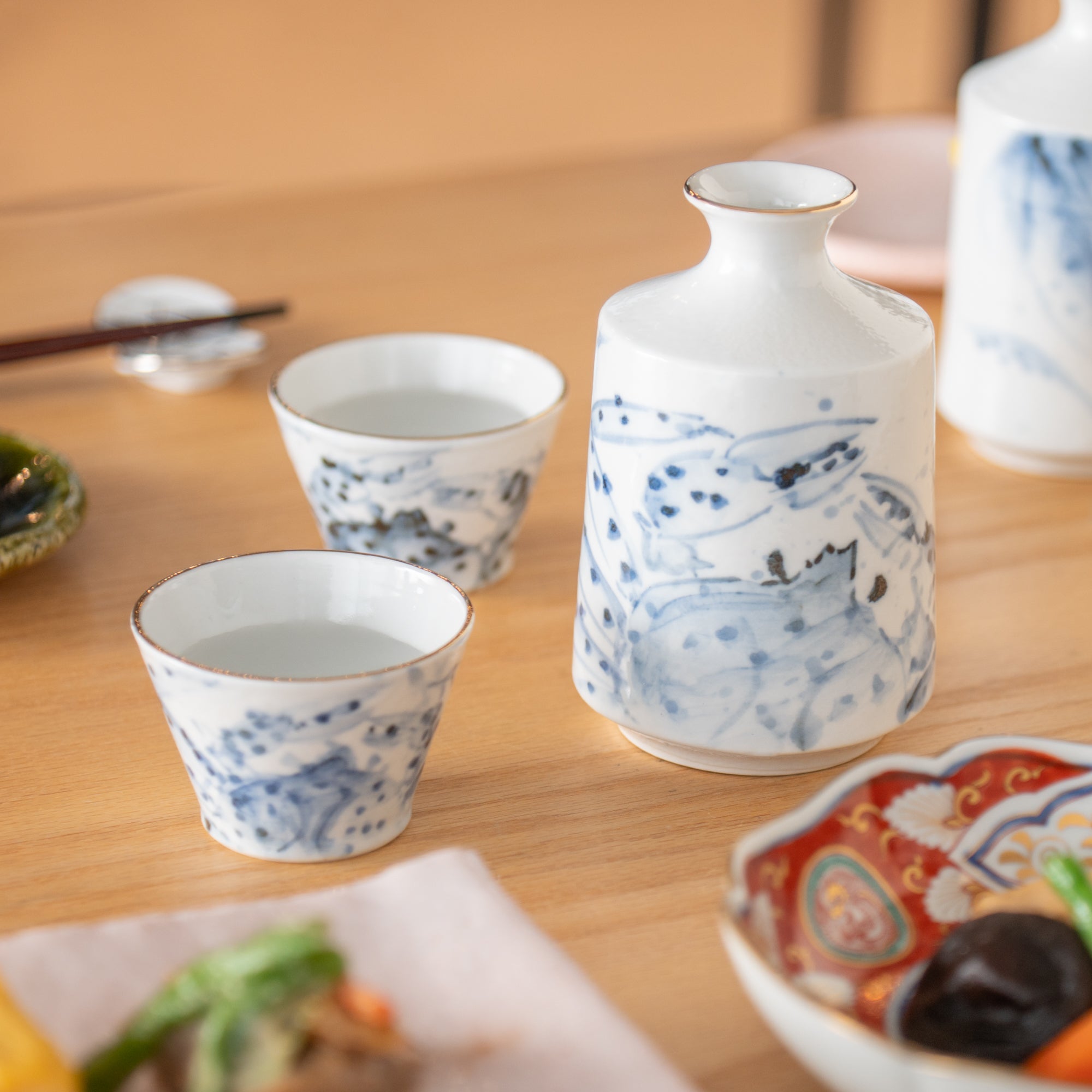 Sea Creatures in Blue Sake Set