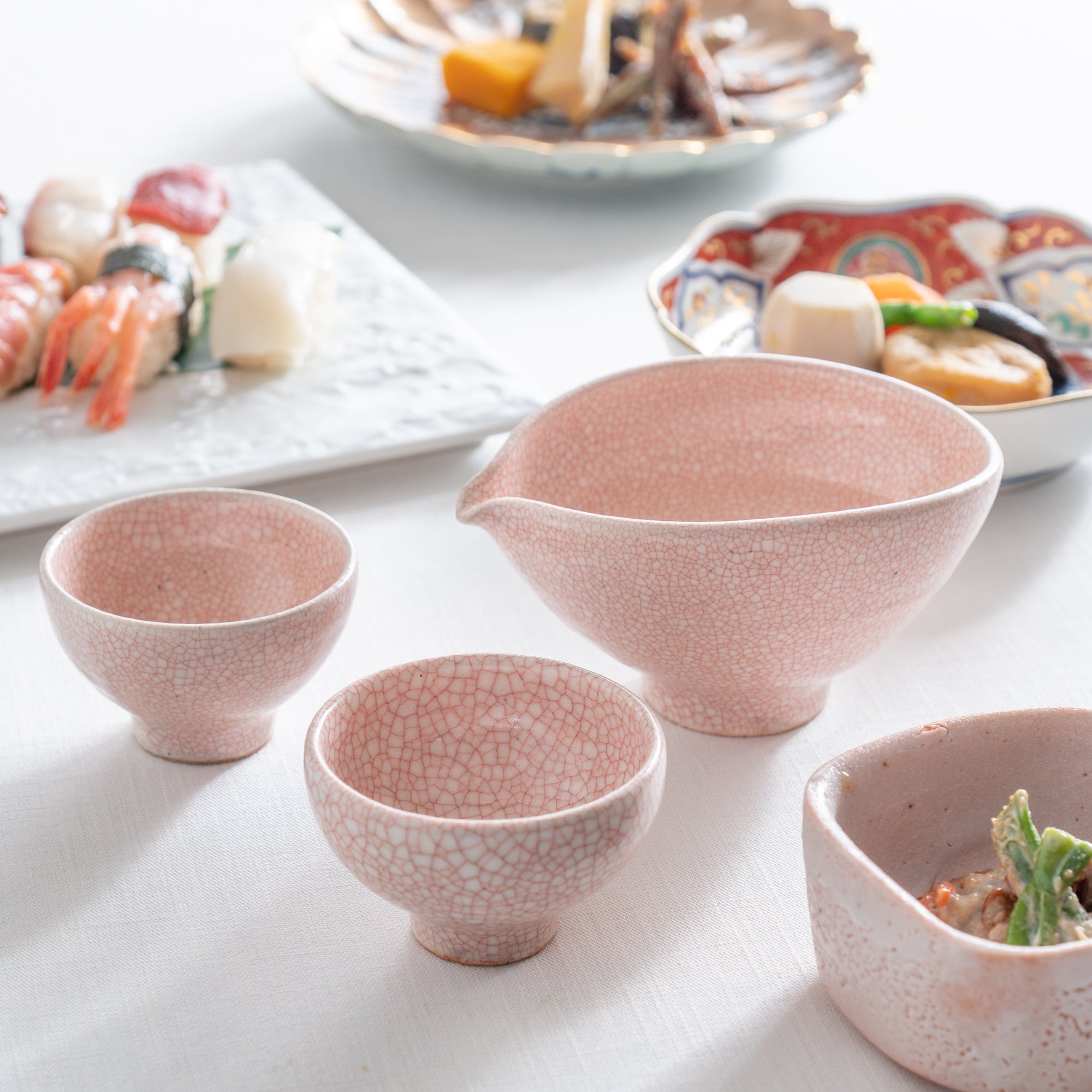 Pink Kannyu Katakuchi Sake Set