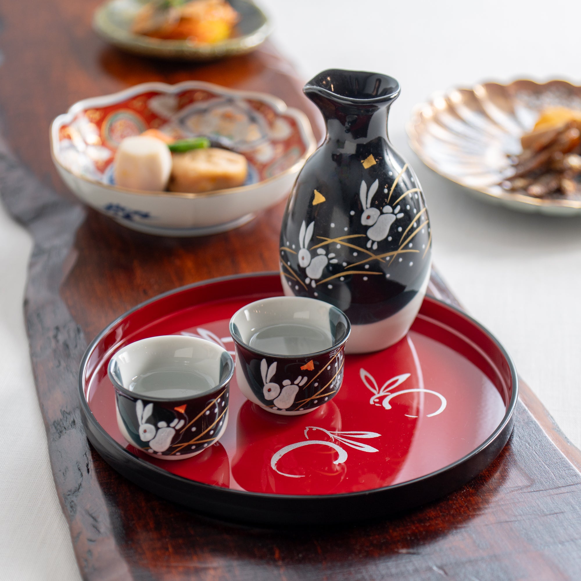 Jumping Rabbit Sake Set with Tray