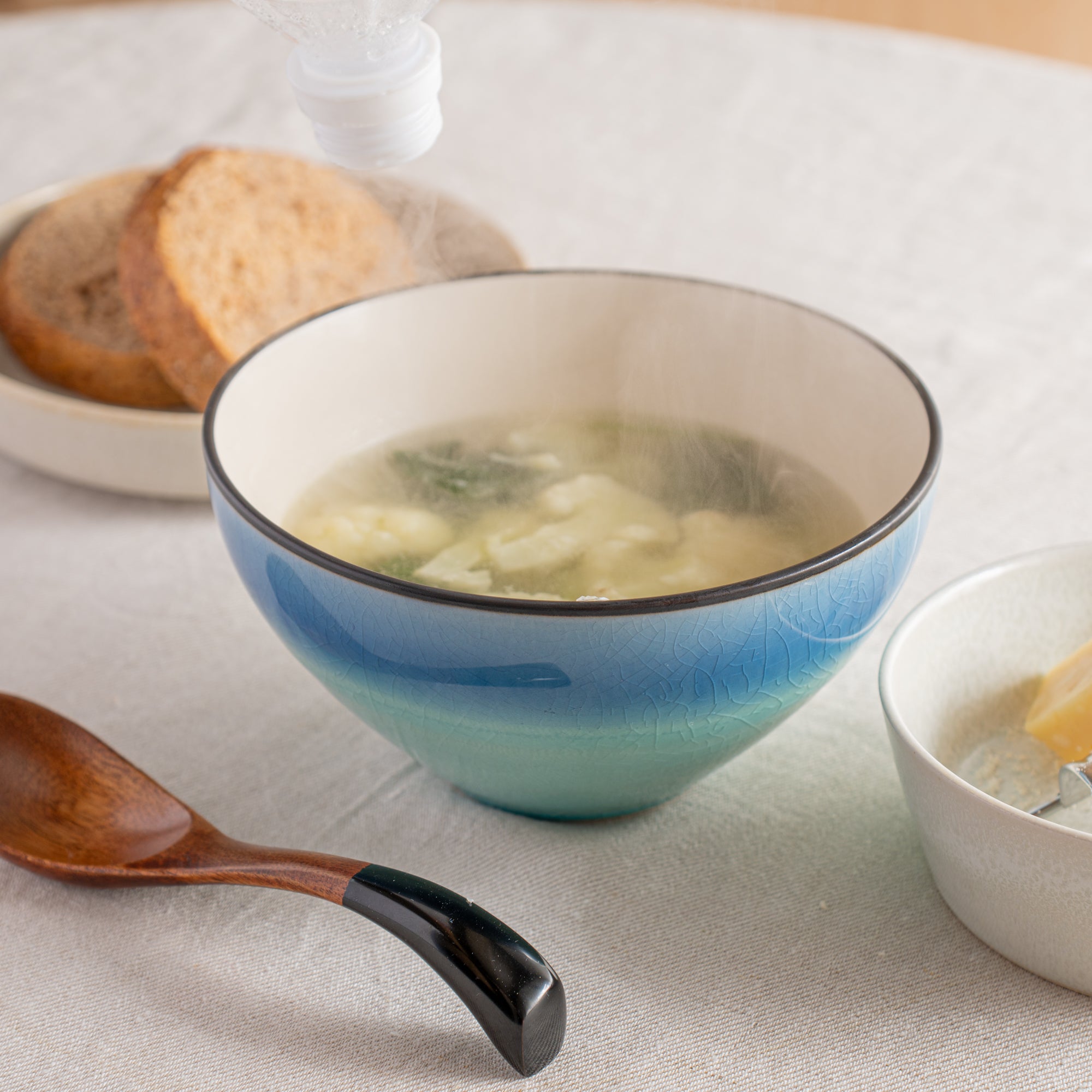 Blau Gradation Moderne Donburi-Schale 6,1 Zoll