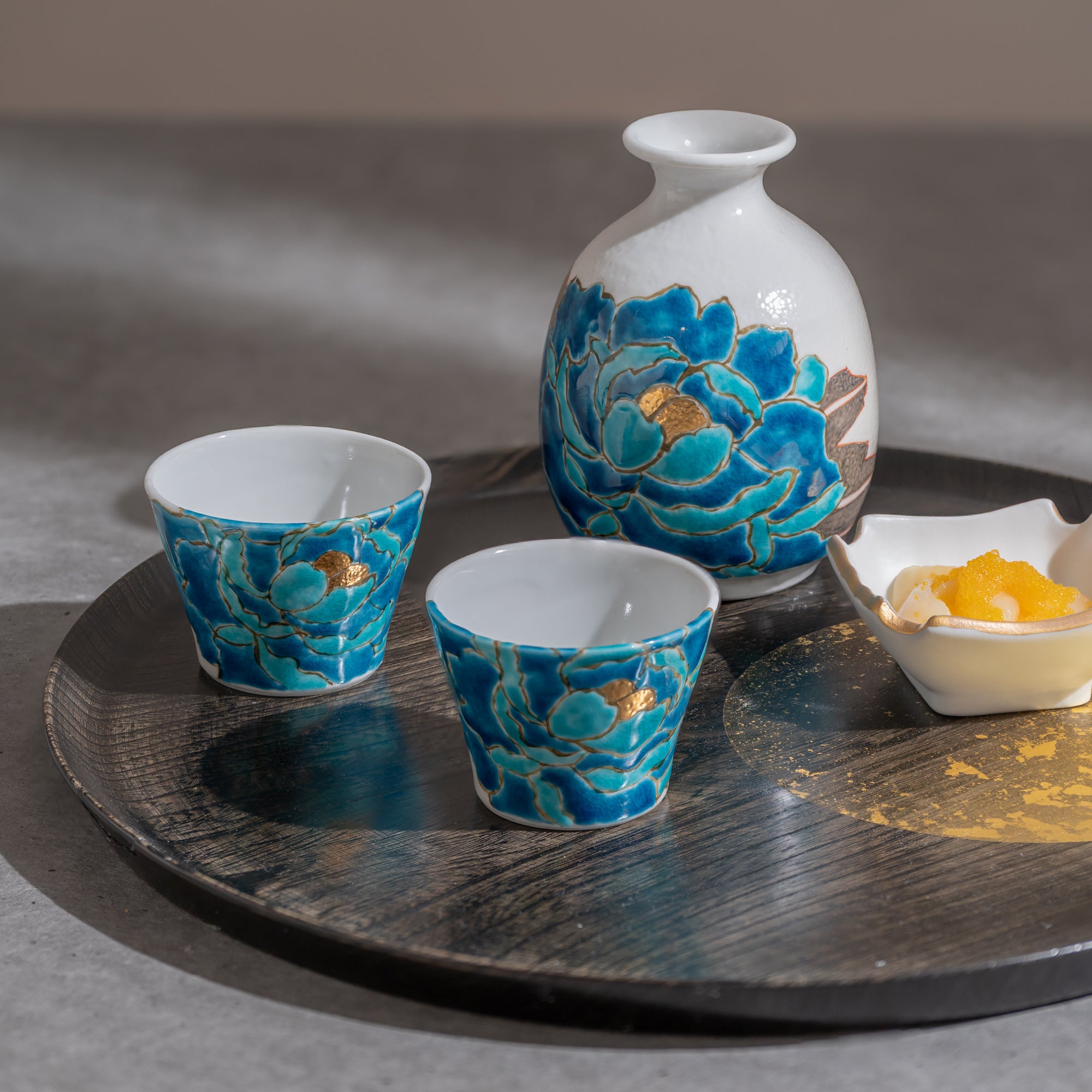Blue Peony Sake Set