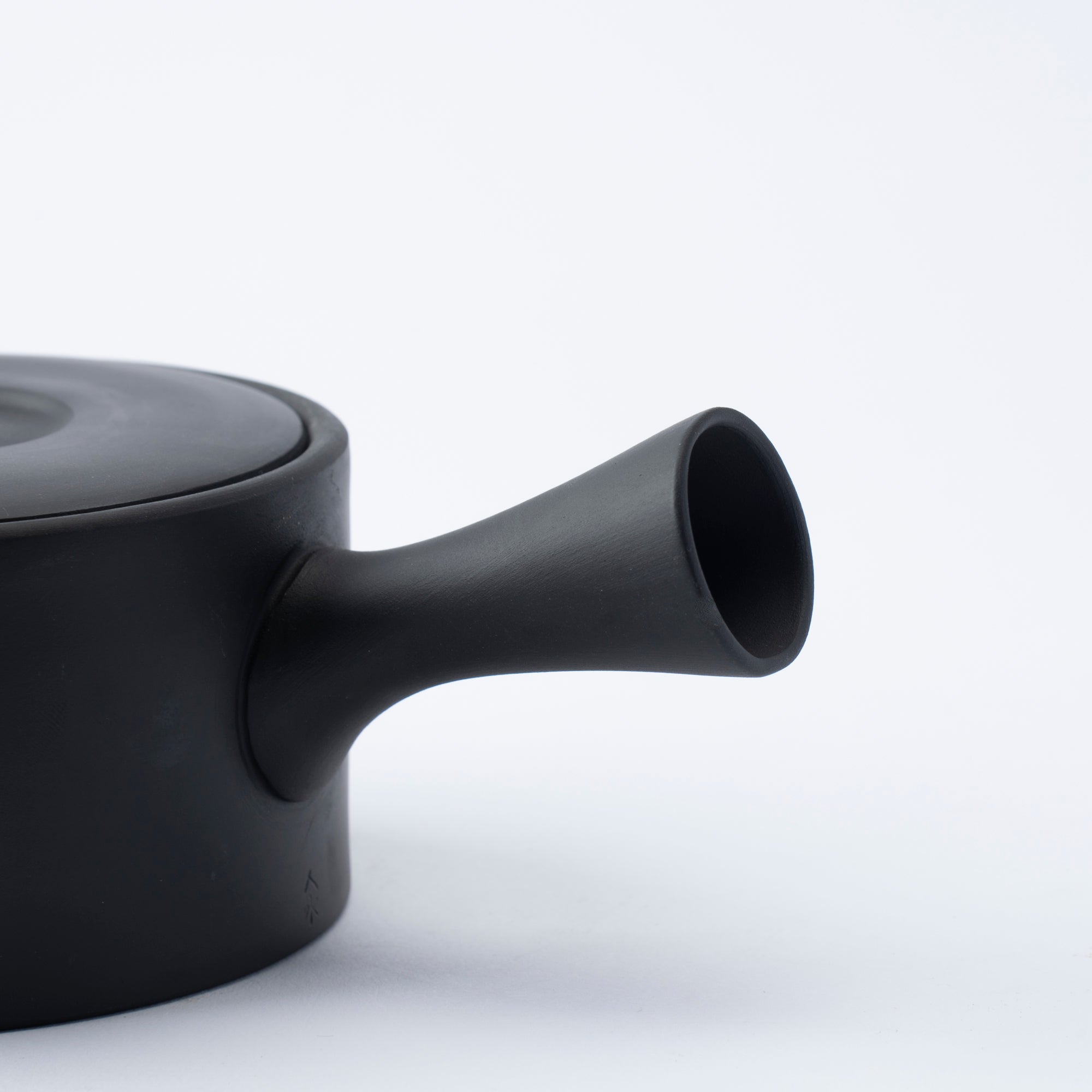 IROIRO Cylindrical Japanese Teapot 15.5 fl oz