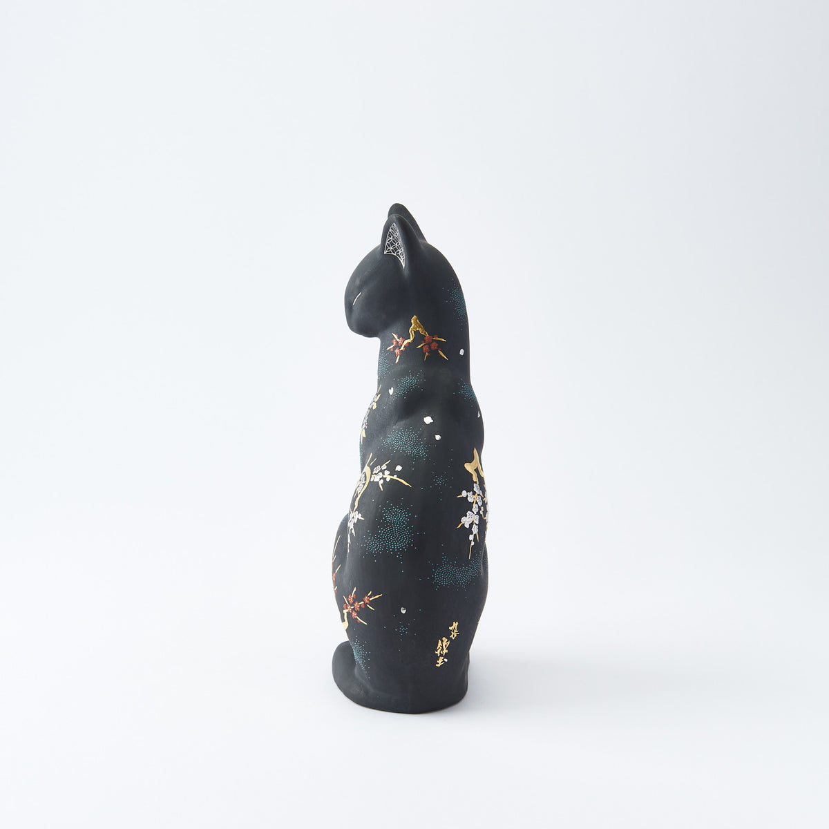 Morikin Aochibu Perserkatzenfigur nach links blickend