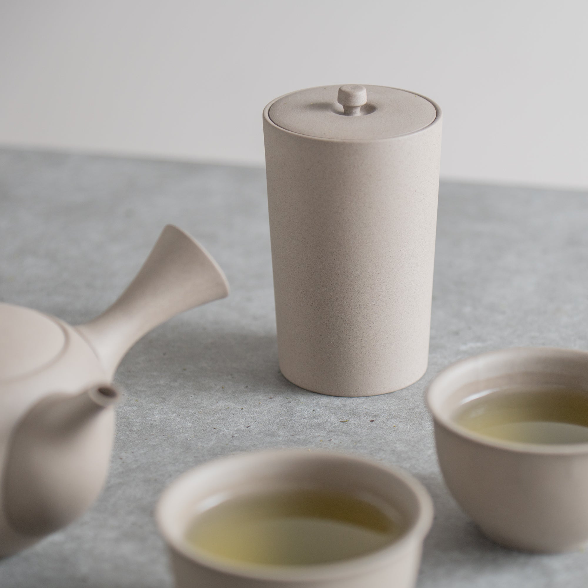 IROIRO Tea Canister 8.1 fl oz