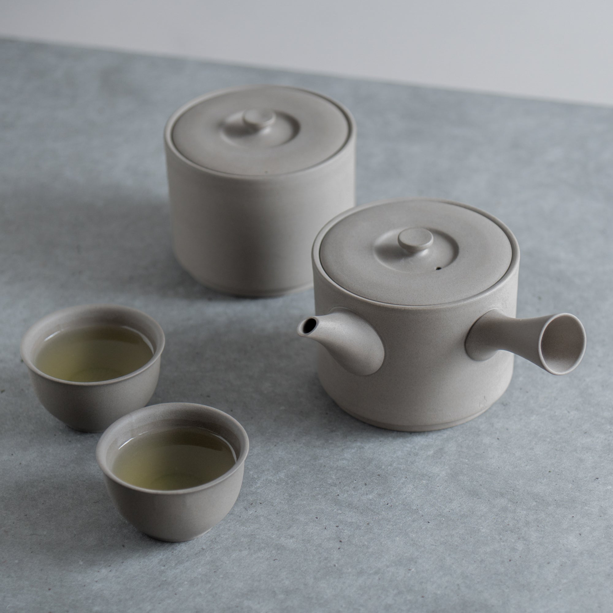 IROIRO Tea Canister 23.7 fl oz