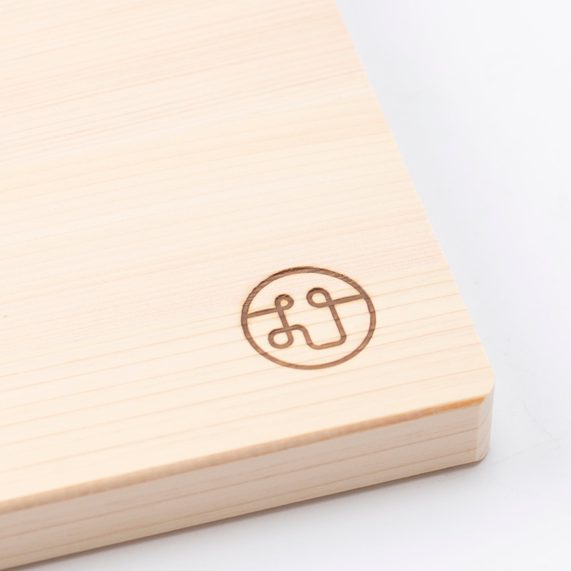 Tono Hinoki Rectangular Cutting Board with Hole