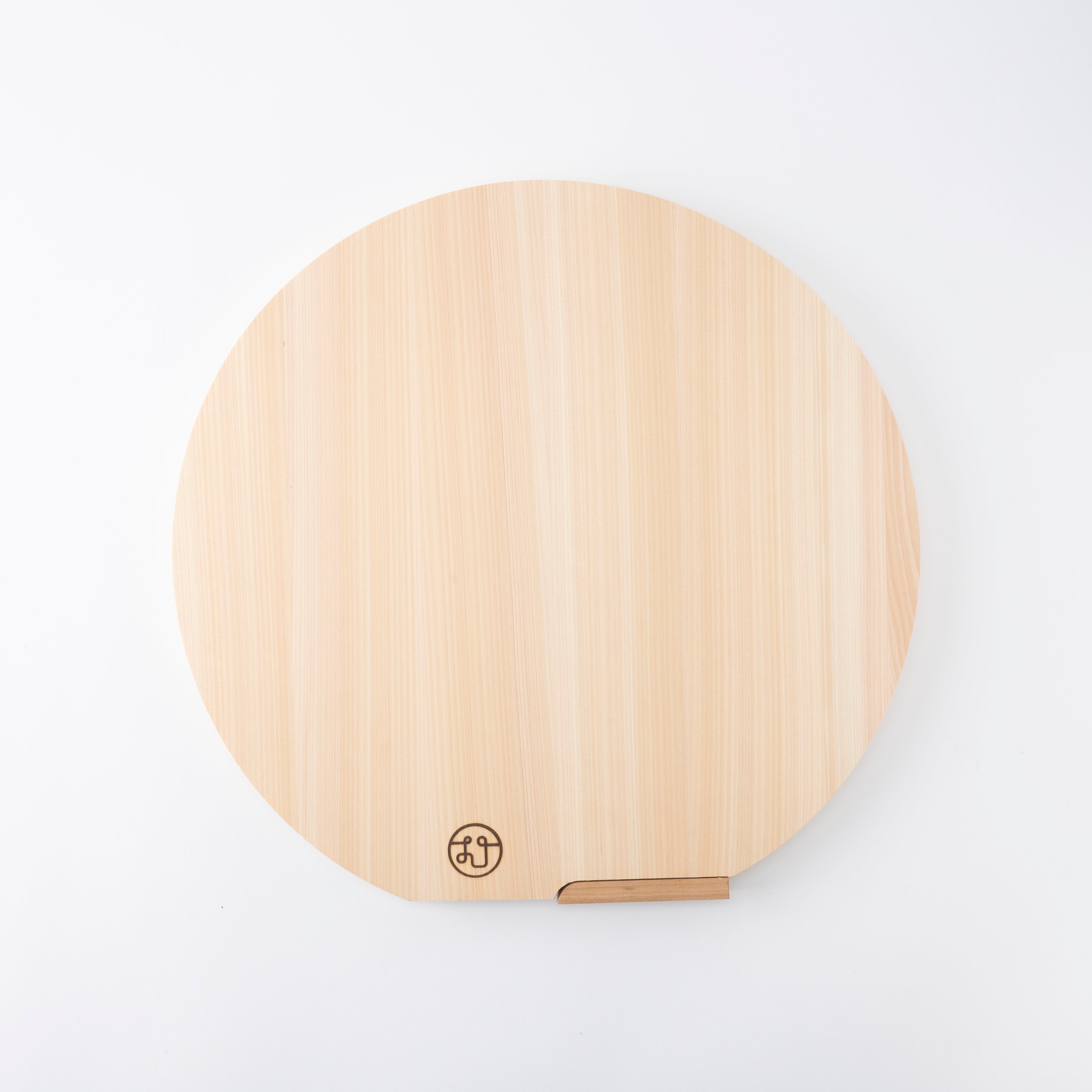 Tono Hinoki Round Cutting Board with Stand