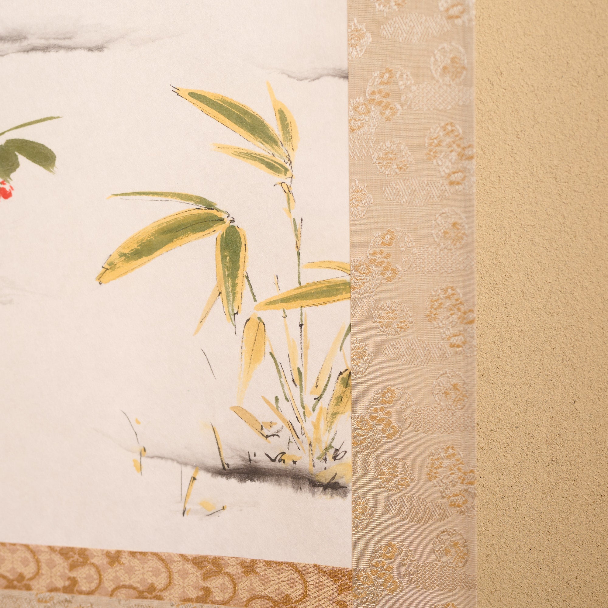 The Glancing-Back Cat Kakejiku Hanging Scroll