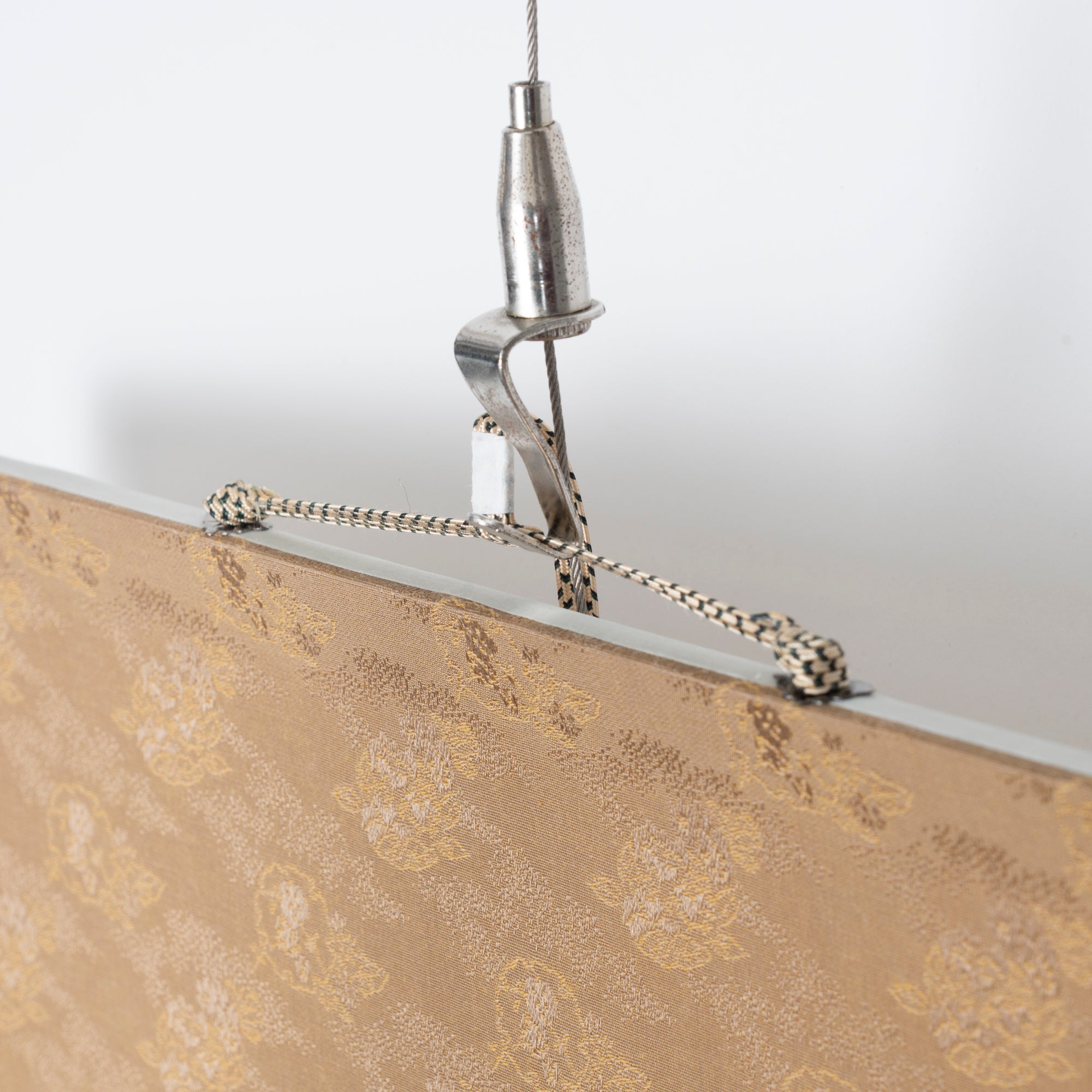 Cat and Ginkgo Leaves Kakejiku Hanging Scroll